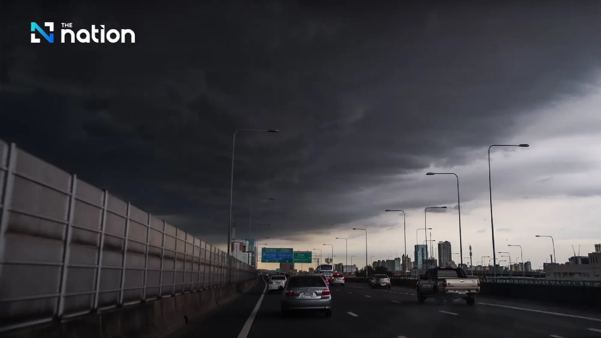 TMD warns of heavy rain in 58 provinces, Bangkok faces 70% chance of downpours