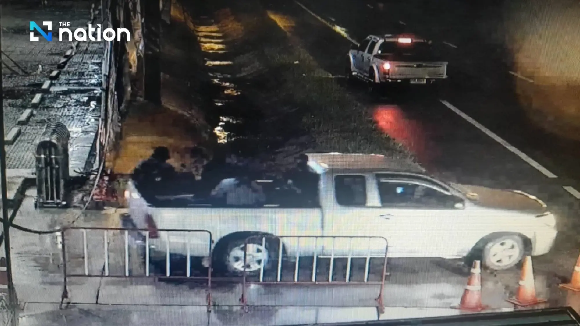 Armed gang robs gold shop in Narathiwat mall, steals 6 kilograms of gold