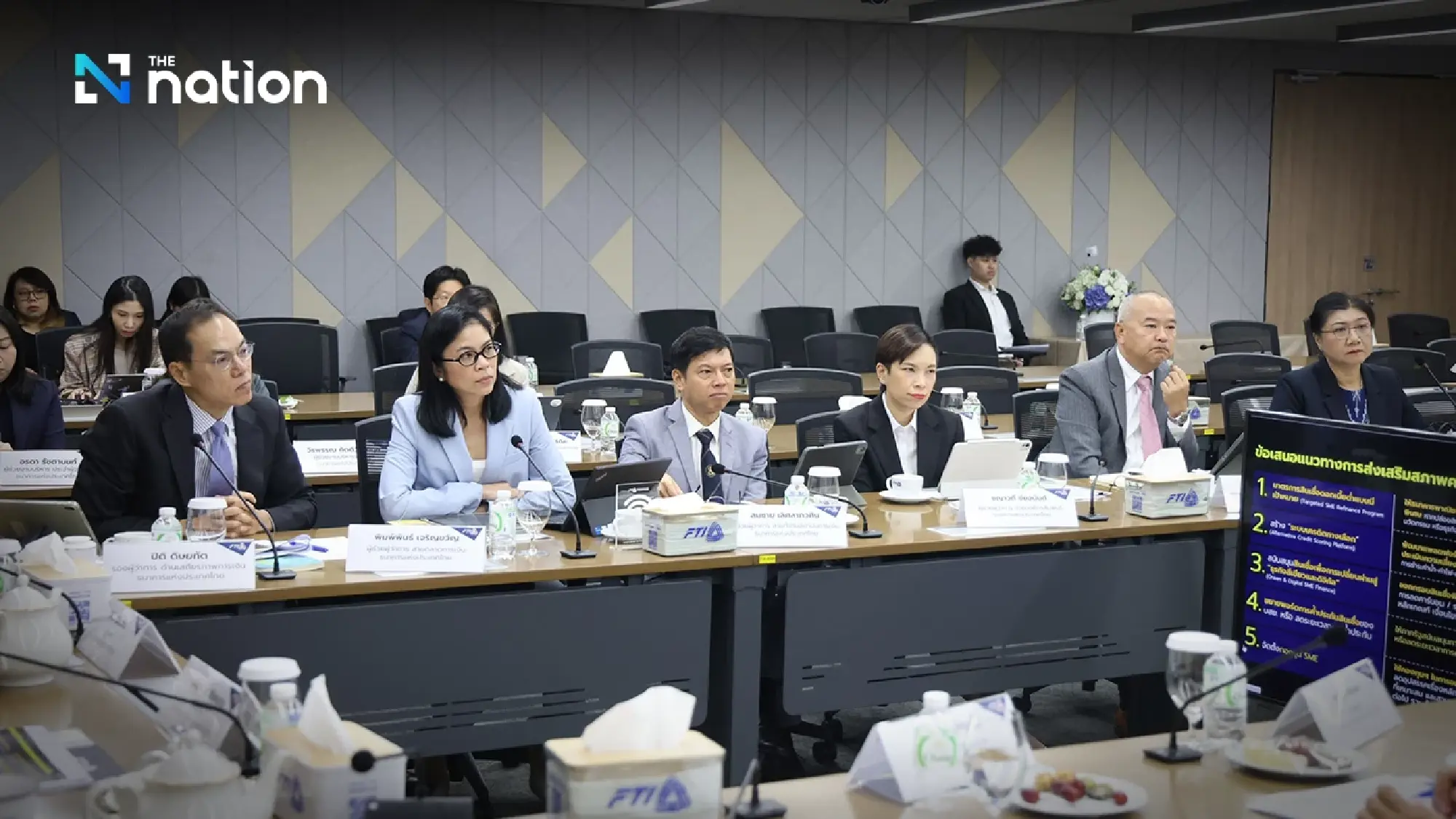 Bank of Thailand Meets Industry Leaders Over Baht Strength and Trade War Fallout