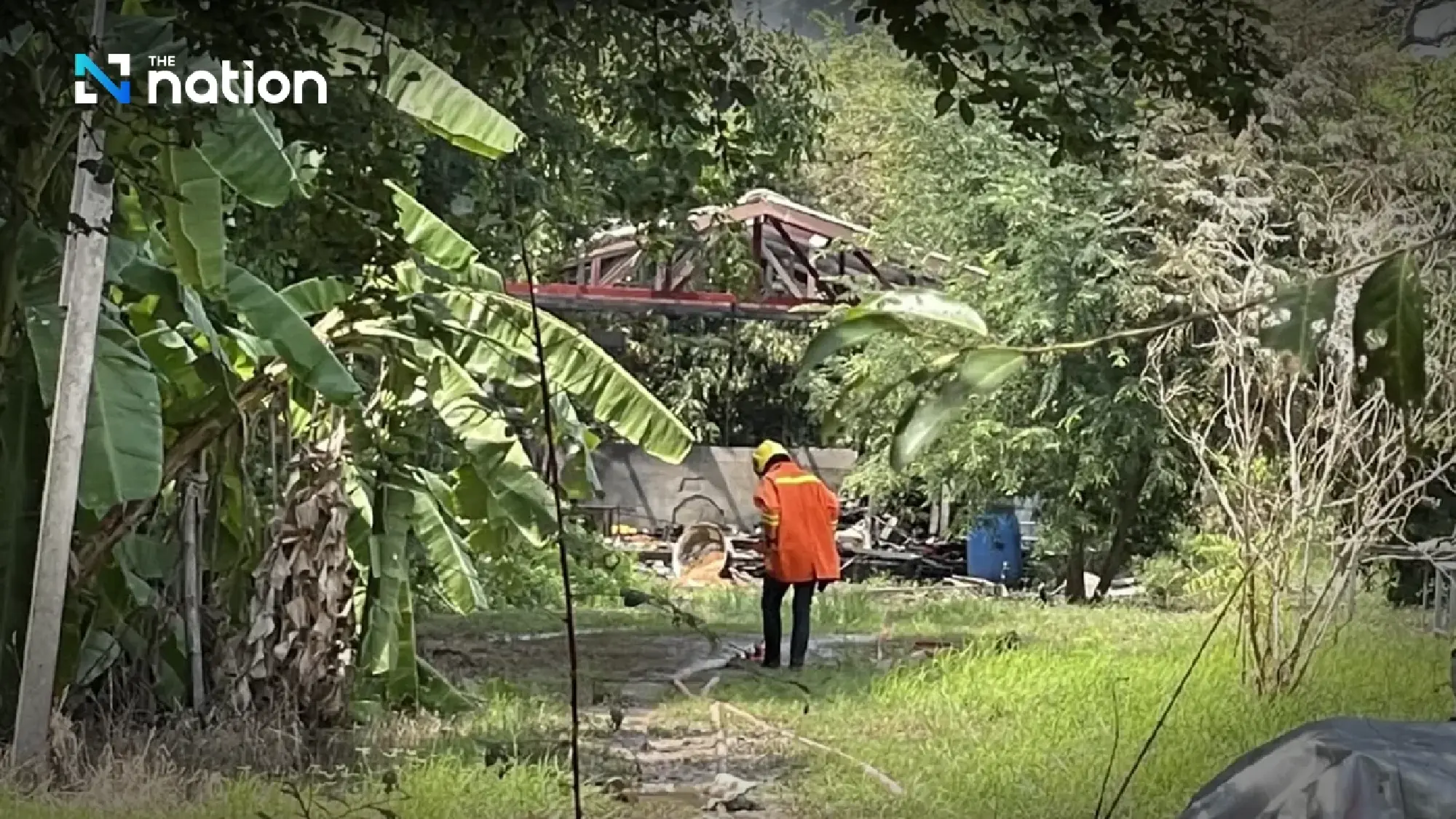 Fire at firework factory in Phosa, Ang Thong, residents evacuated amid ongoing explosions