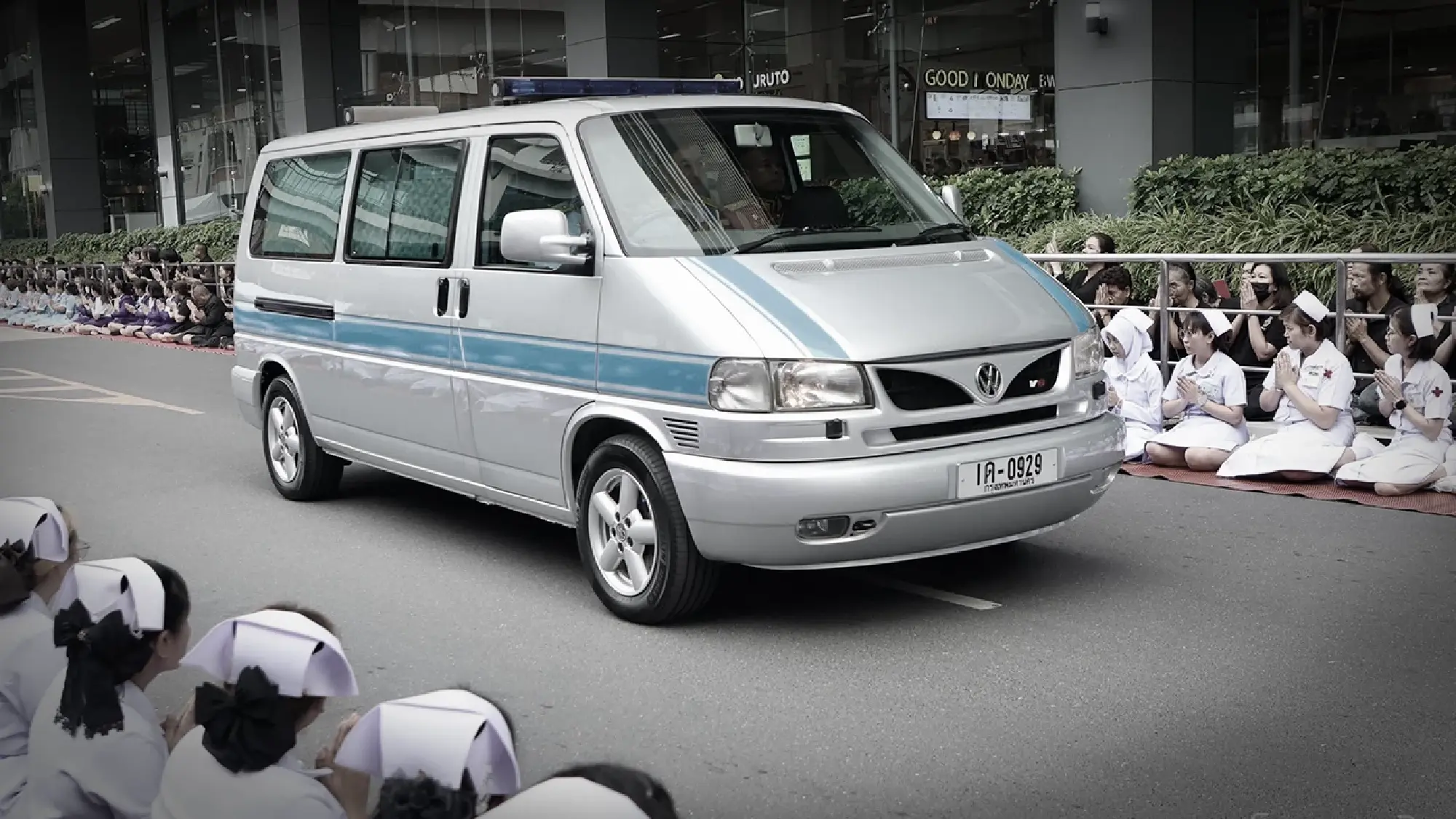 Royal Procession: Queen Mother’s Remains Carried in King Rama IX’s 'James Bond' Vehicle