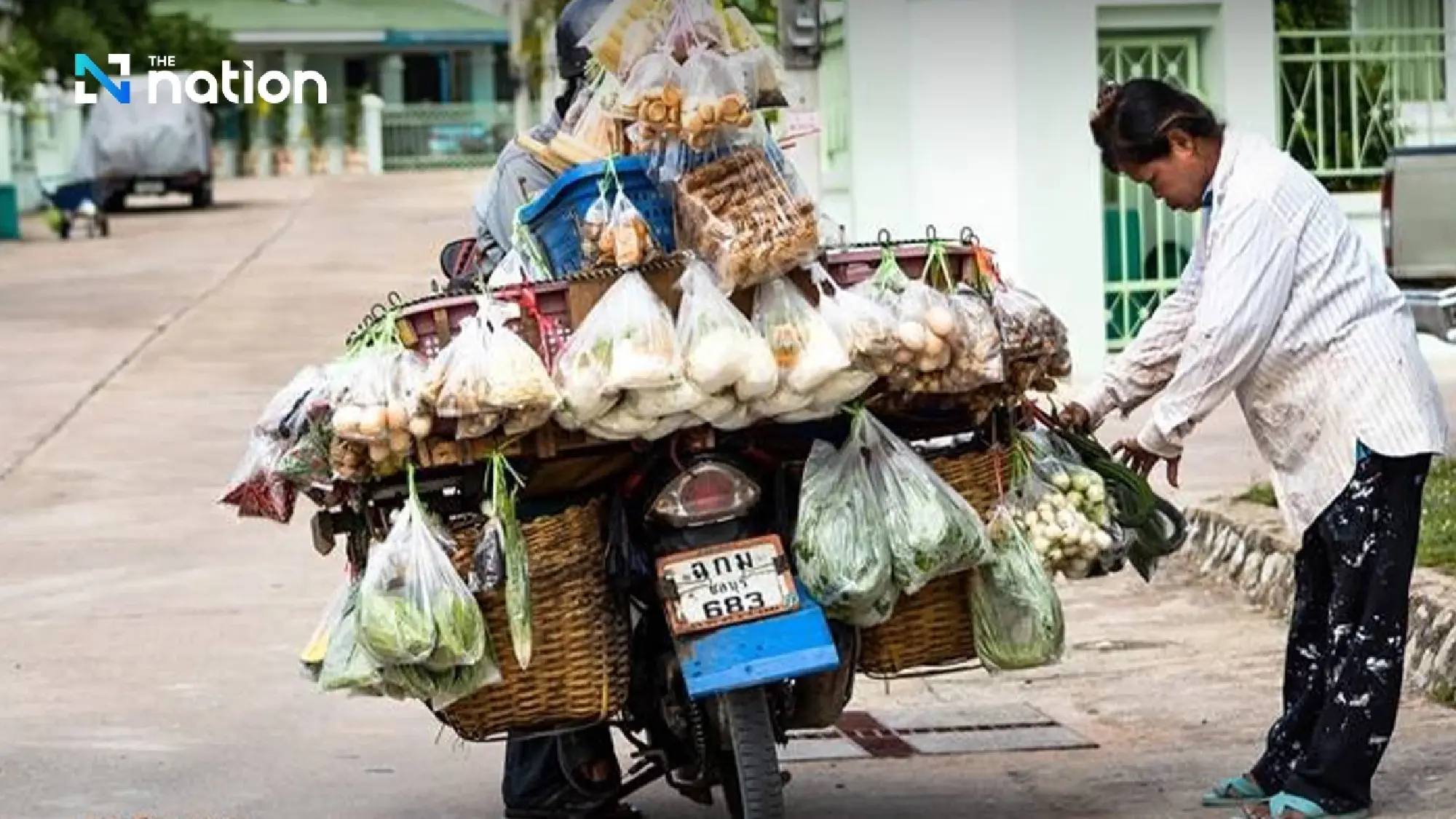 Rot Phumphuang: Thailand's convenience store on wheels
