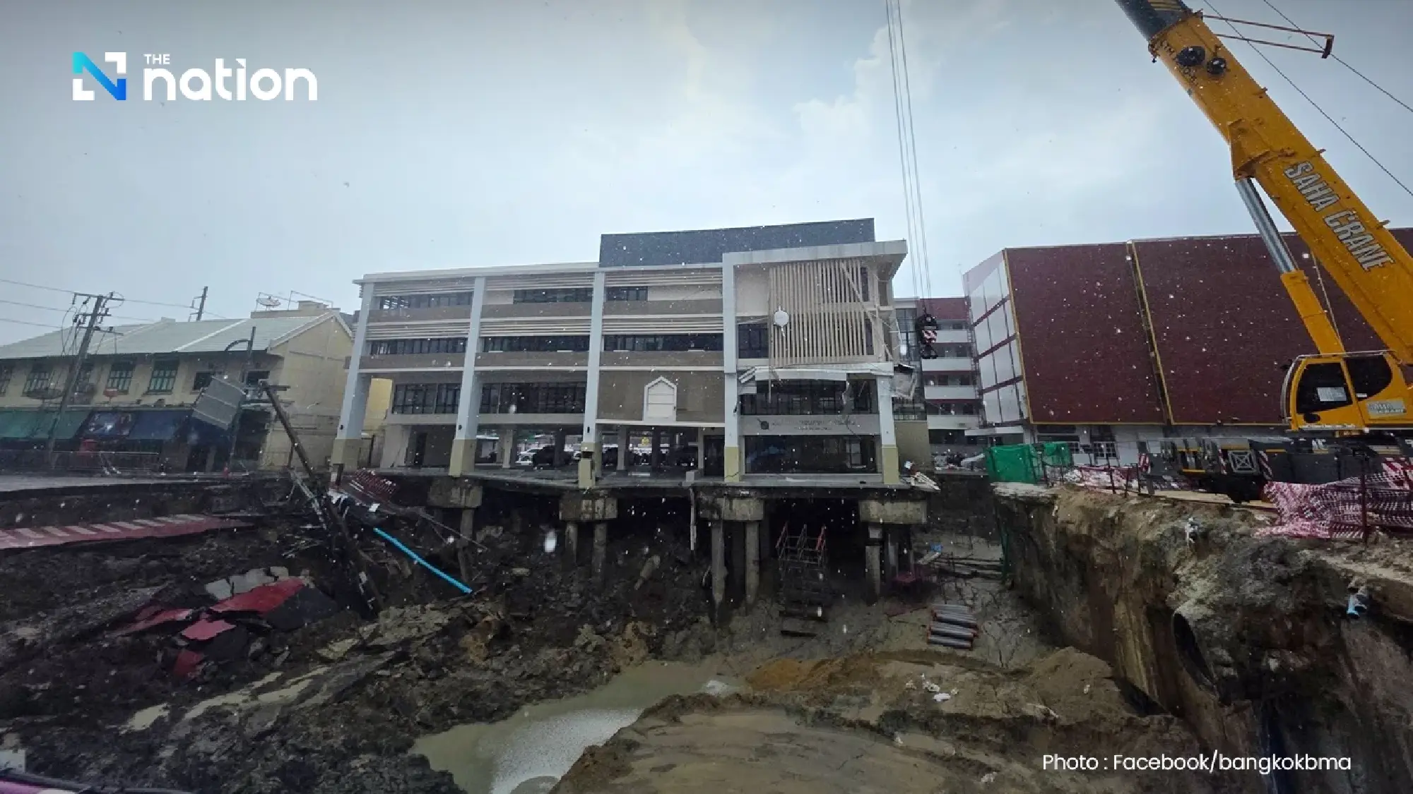 Demolition begins at Samsen police station after landslide worsens building subsidence