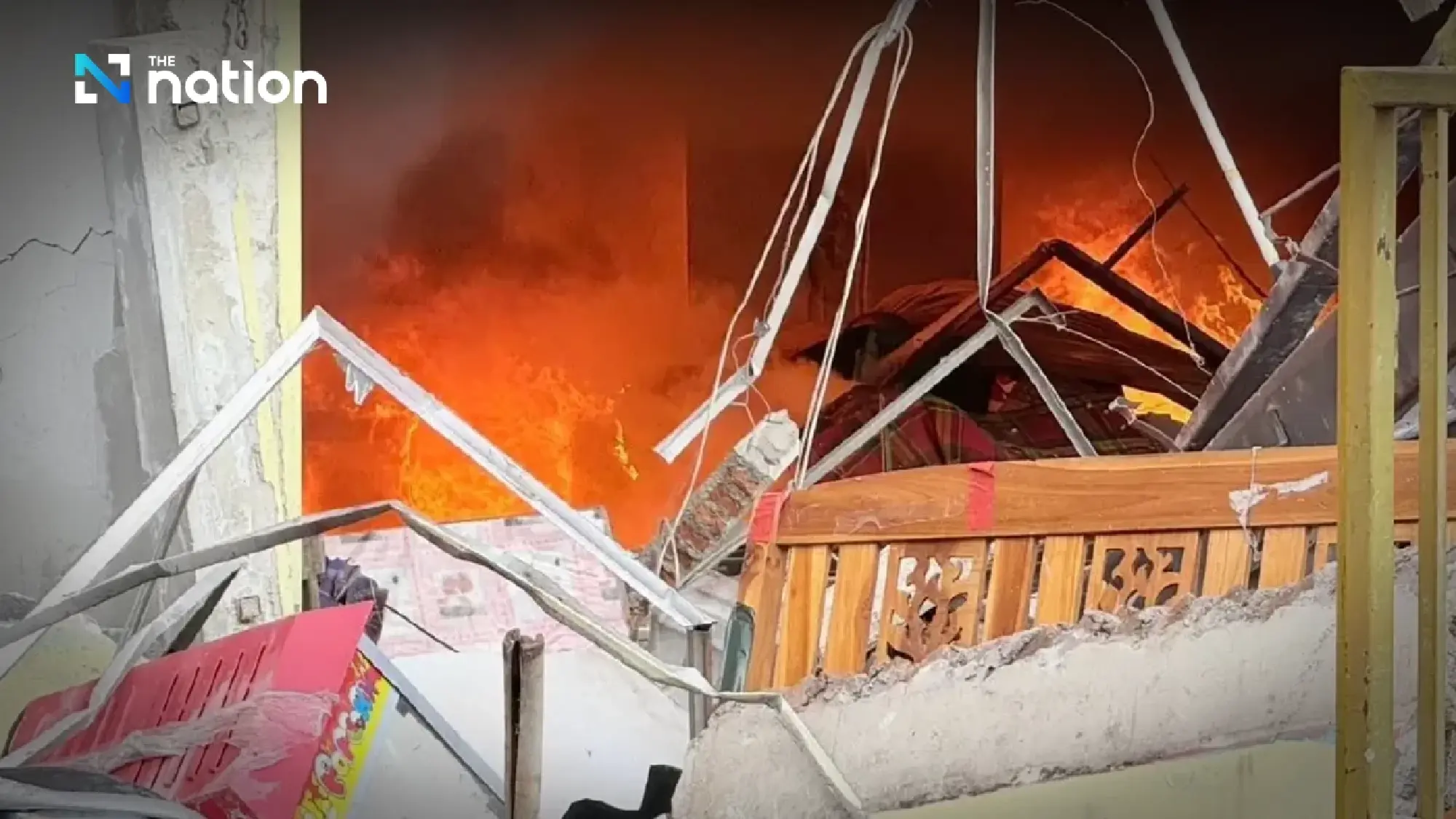 Gas explosion in Pathum Thani kills one, injures seven, damages several homes