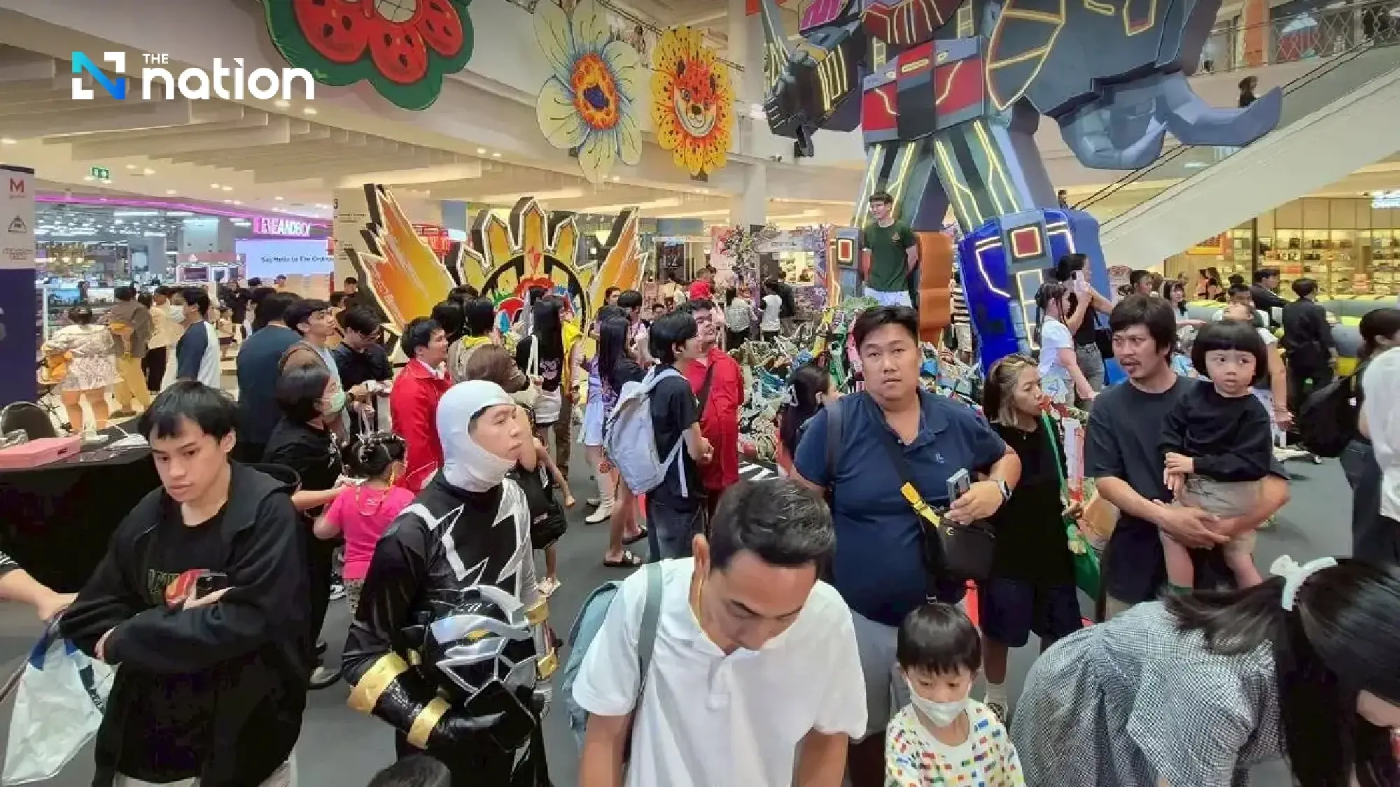 Retail titans bet on state measures to spark high-season recovery