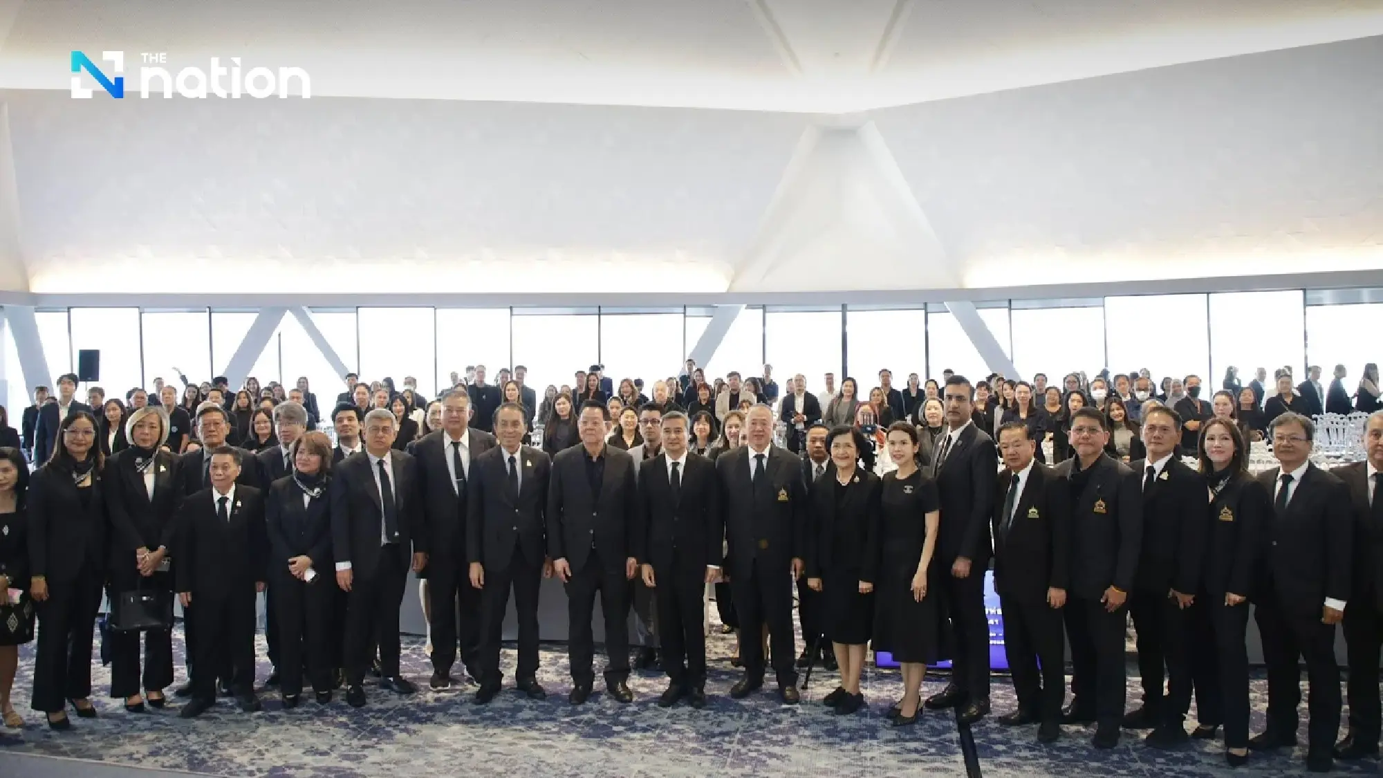 Abhisit offers 5 proposals for sustainable growth in Thai tourism