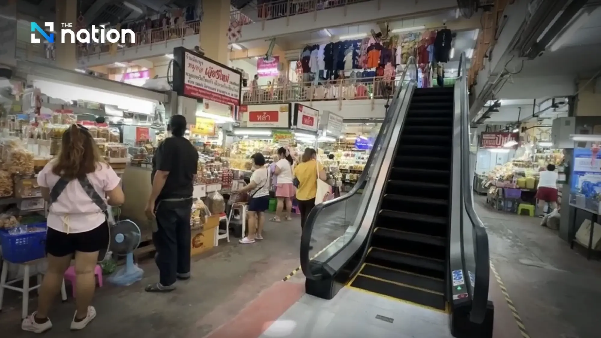 Motionless escalator myth at Chiang Mai’s old Waroros Market ends after 50 years
