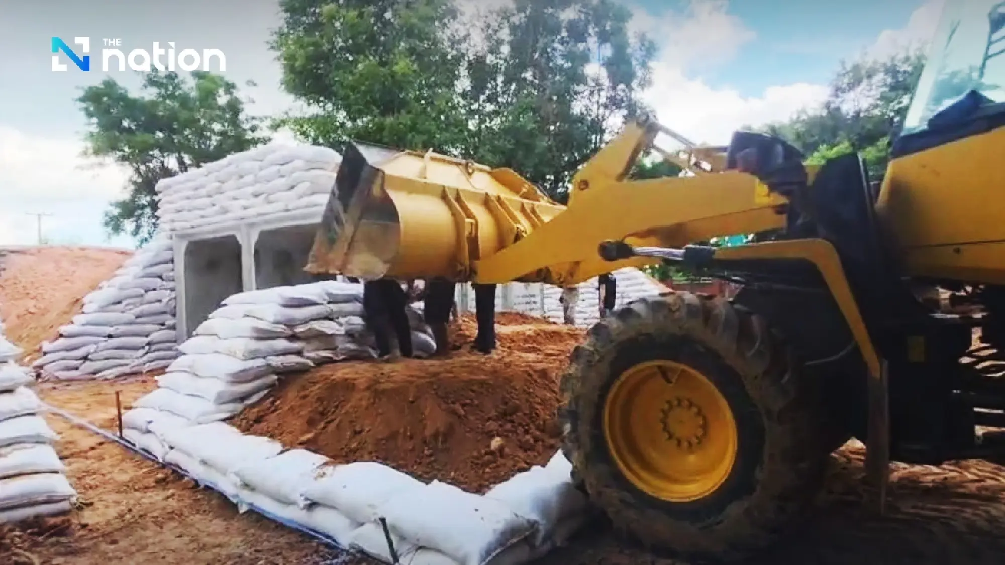 Villagers bolster bunkers as Thai-Cambodian tensions rise