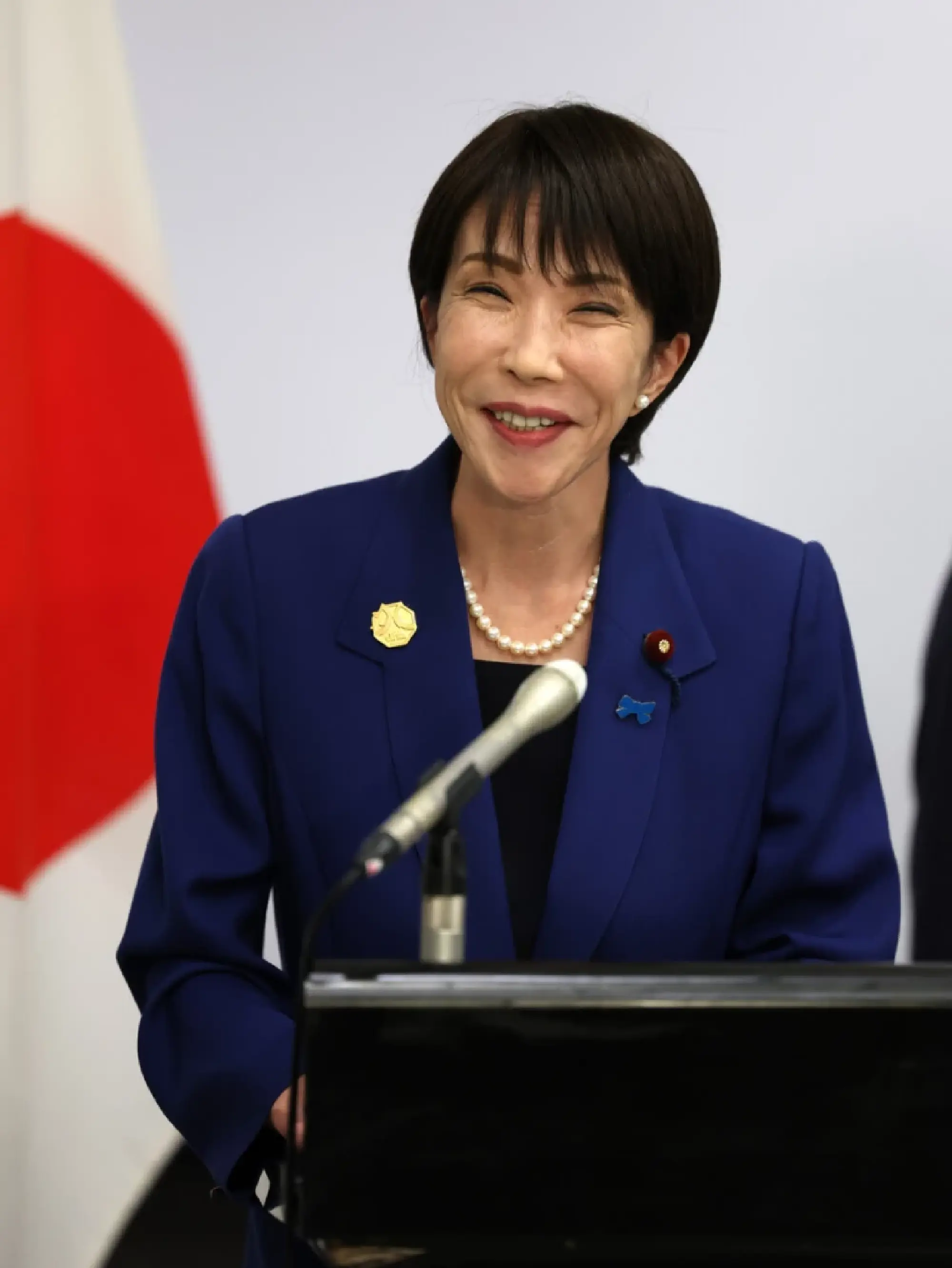 Takaichi, Xi affirm mutually beneficial strategic ties