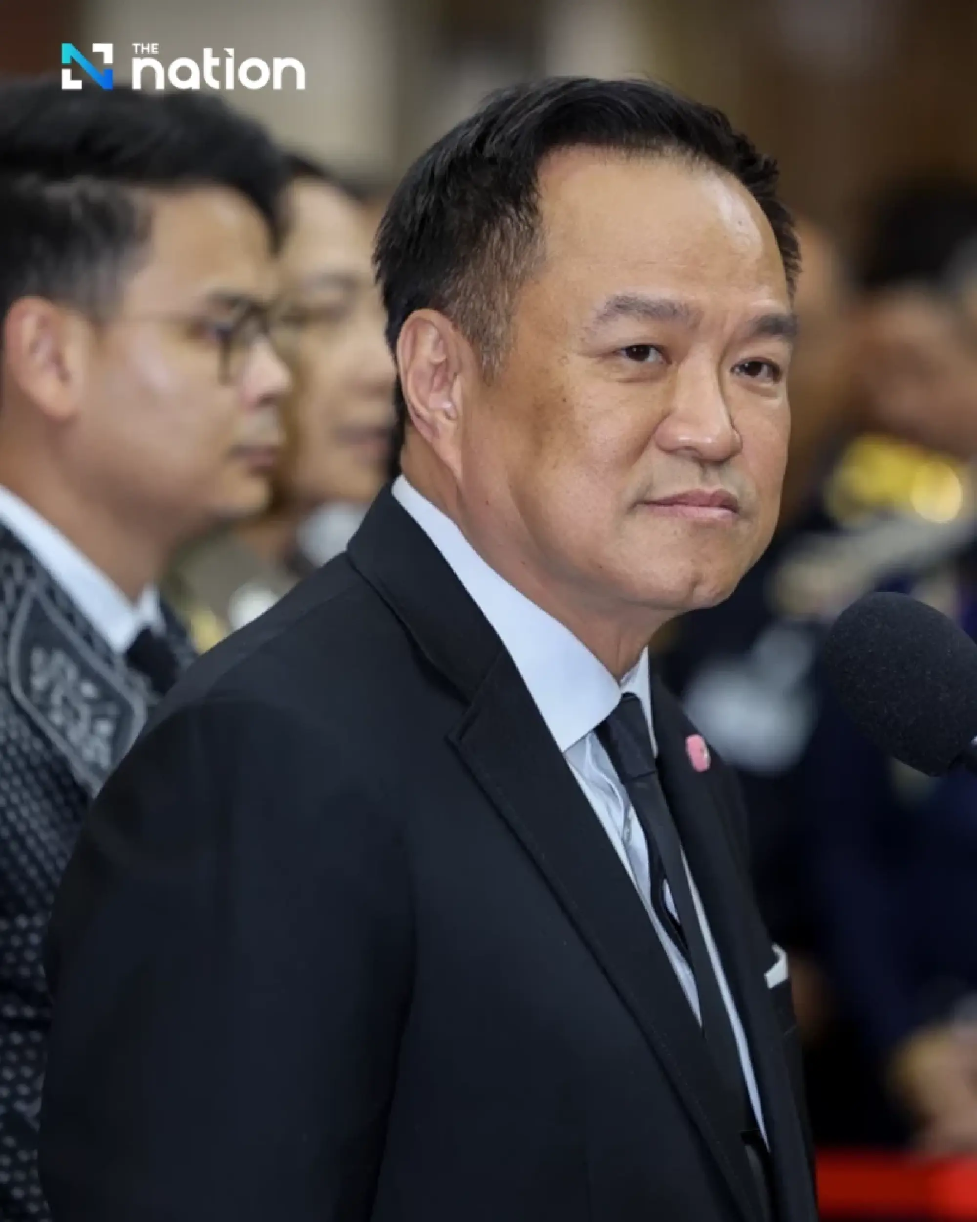 Anutin irritated over Thamanat question, cuts short media interview