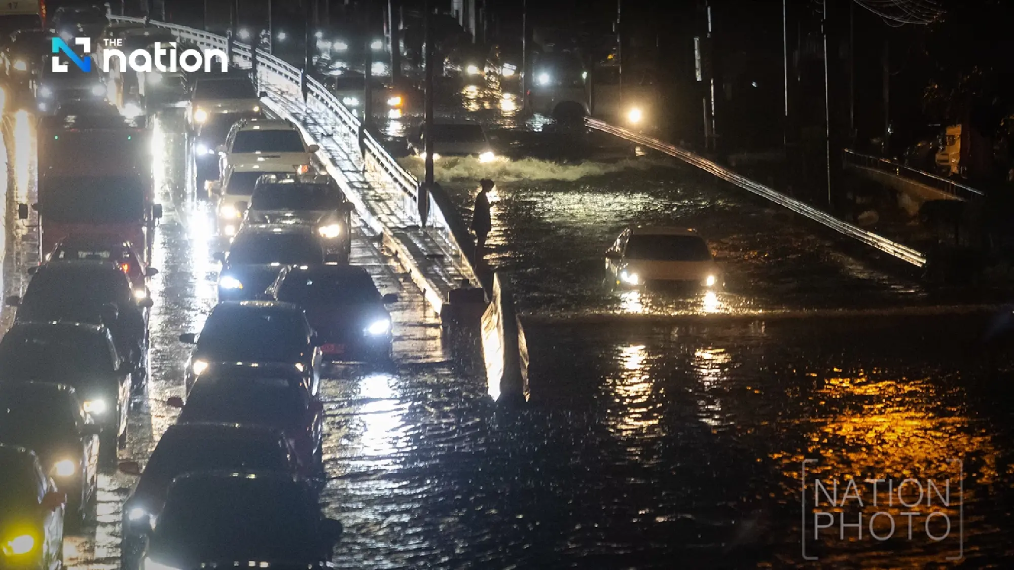 Bangkok flooding: heavy rain exceeds city drainage capacity of 60mm