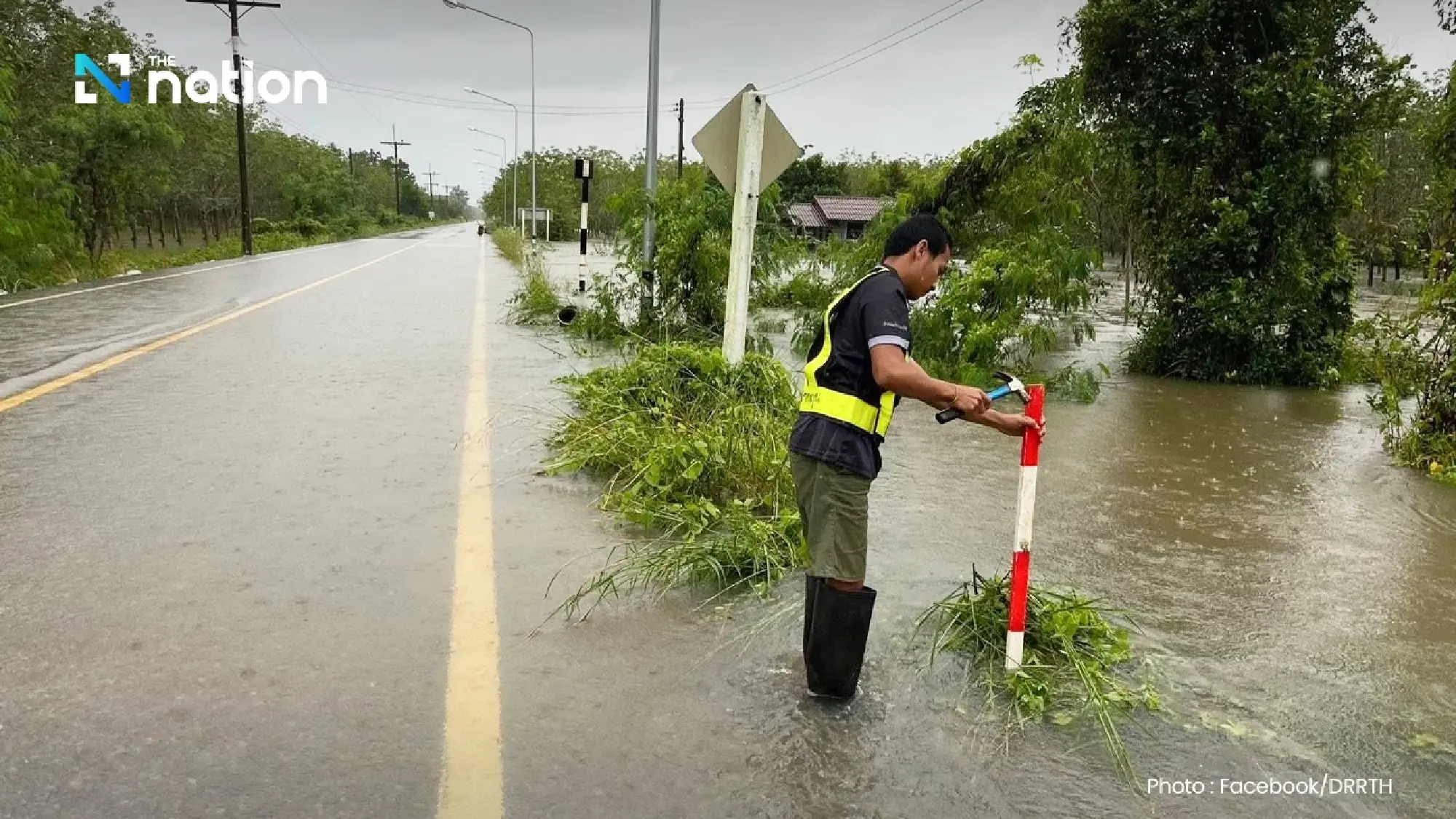 Severe Flooding Forces Closure of 14 Major Rural Routes Across Southern Thailand