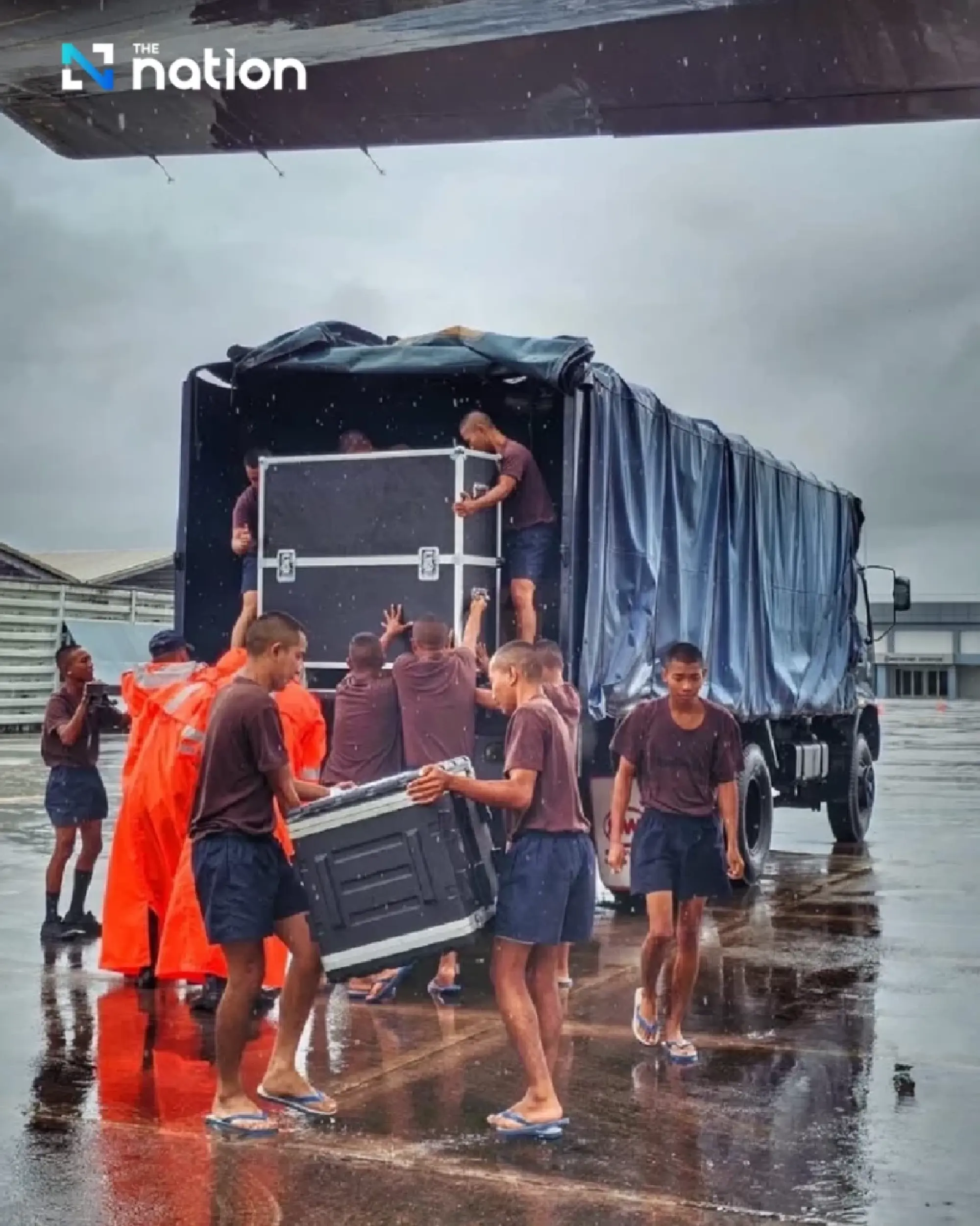 KA-32 helicopter and C-130 aircraft deployed for southern flood relief operations