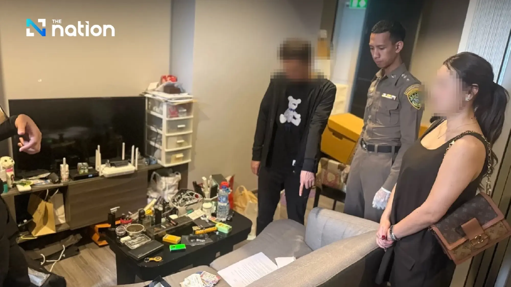 Money-laundering suspect for call-centre gang arrested at Don Mueang while attempting to flee