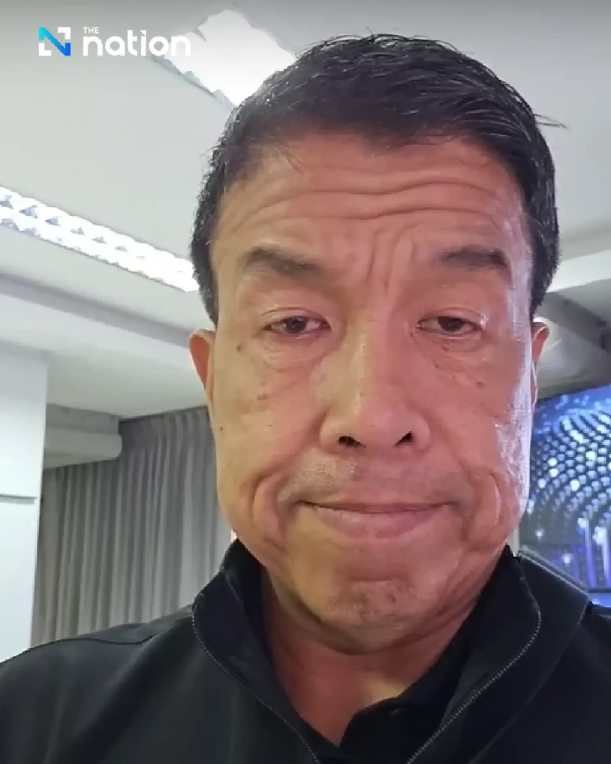 Bangkok flooding: heavy rain exceeds city drainage capacity of 60mm