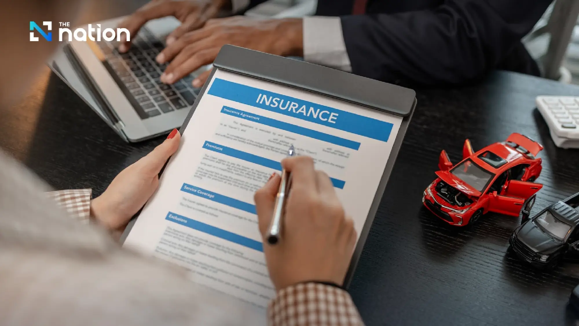 Insurance, car makers, and real estate rush to aid southern flood victims