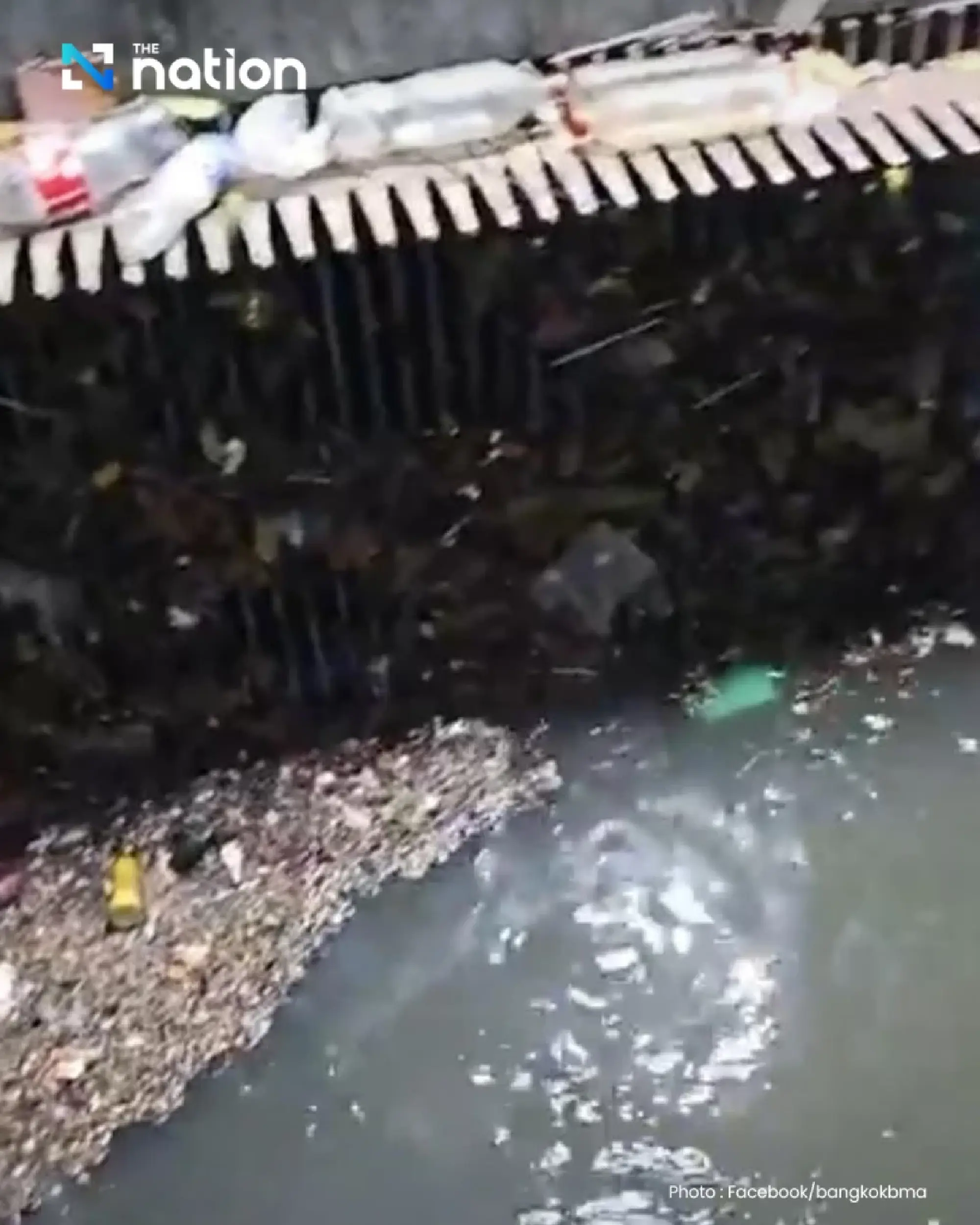 Heavy rain floods 57 areas in Bangkok, but no link to upstream water