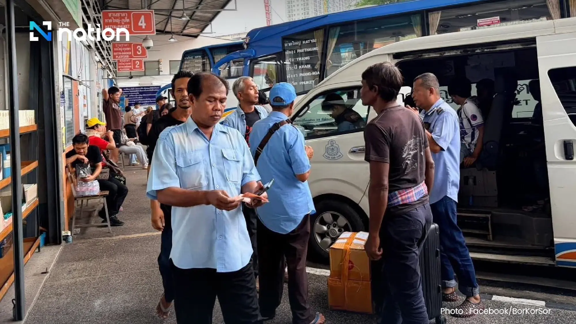 Transport Co. Restores Six Key Bus Routes as Southern Thai Floods Recede