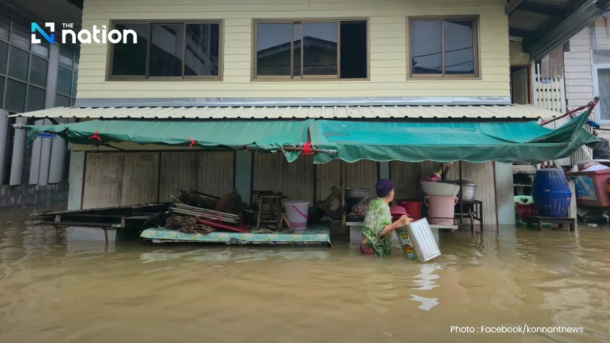 Water level at Pak Kret marking a red alert status