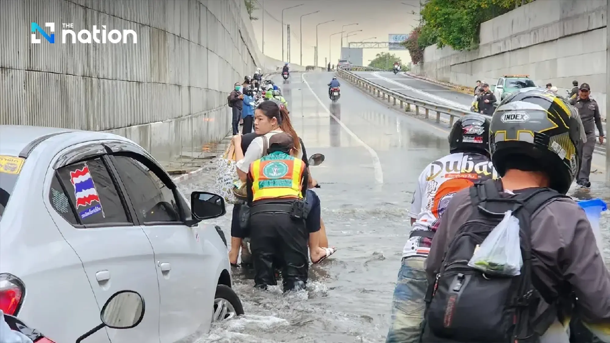 Flooding forces closure of Bangkok Remand Prison and railway side road tunnel