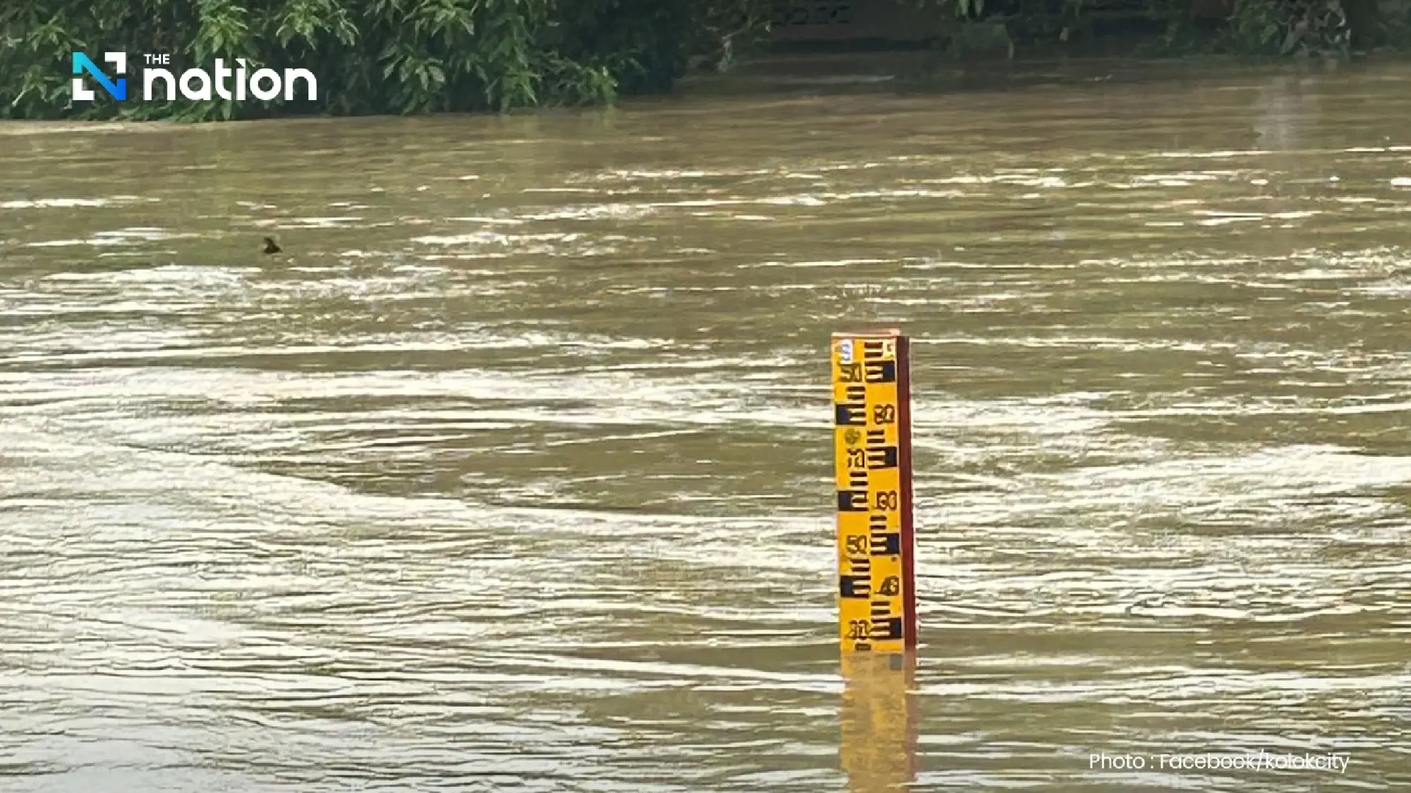 Narathiwat suffers oil shortage, deep South hit by Internet blackout