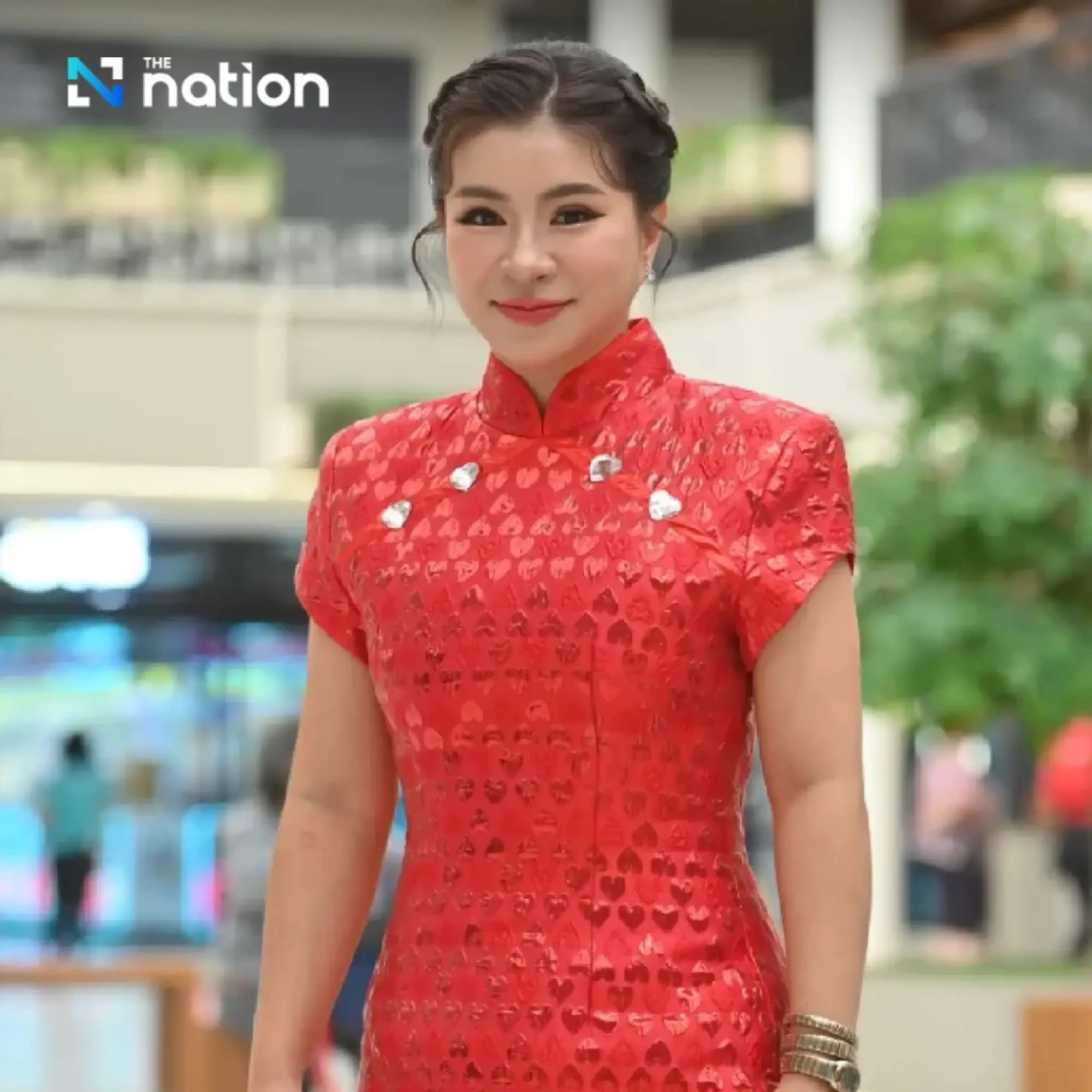 Central Group acquires 40% stake in Lucky Suki for 940 million baht, intensifying the suki battle