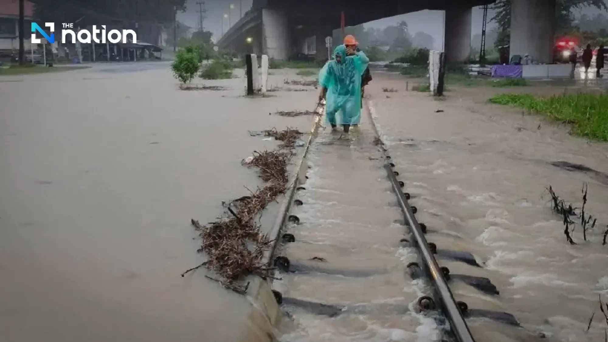 Southern floods force rail closure between Chong Khao and Ron Phibun