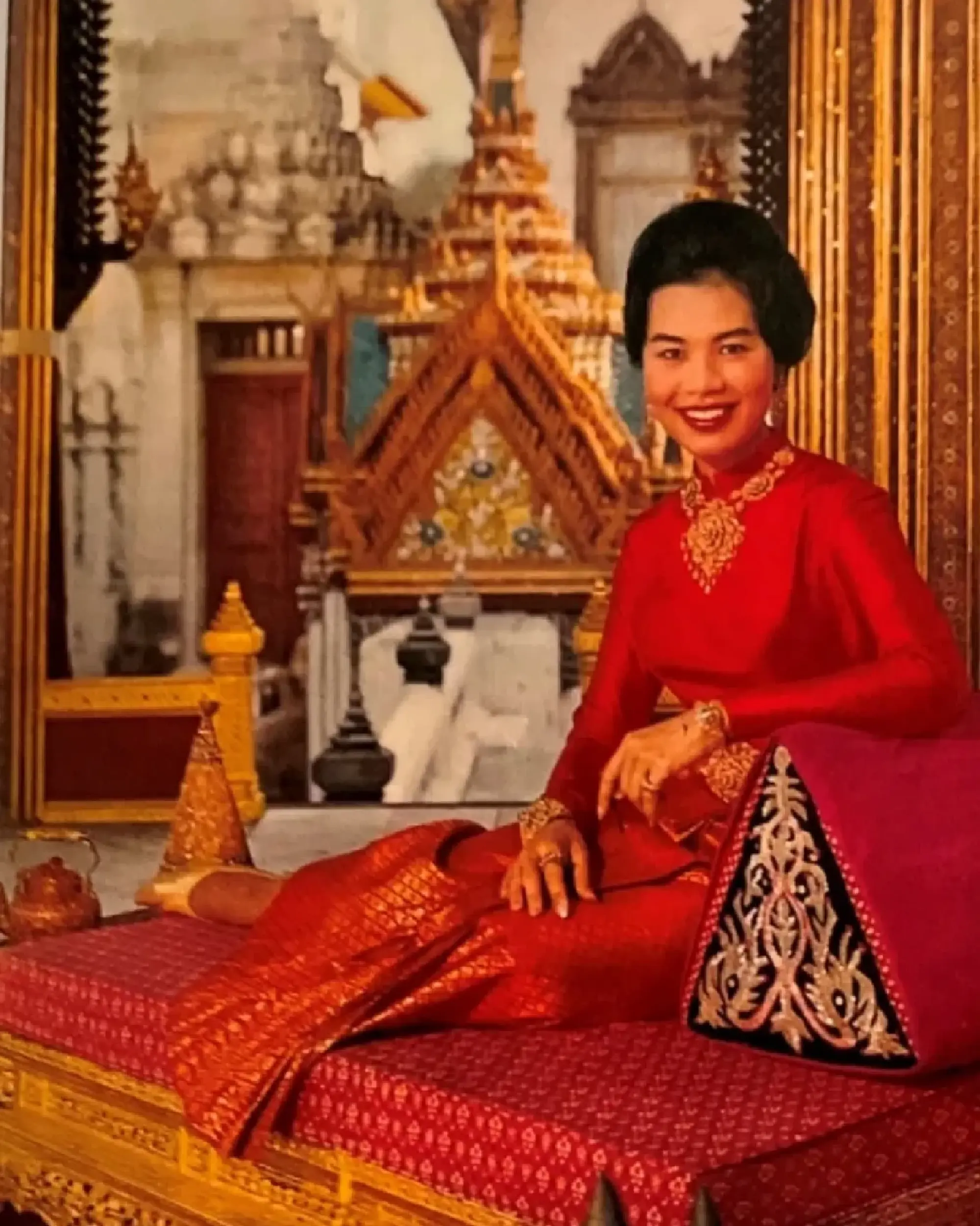 A digital immersive journey through Thailand’s royal costume legacy