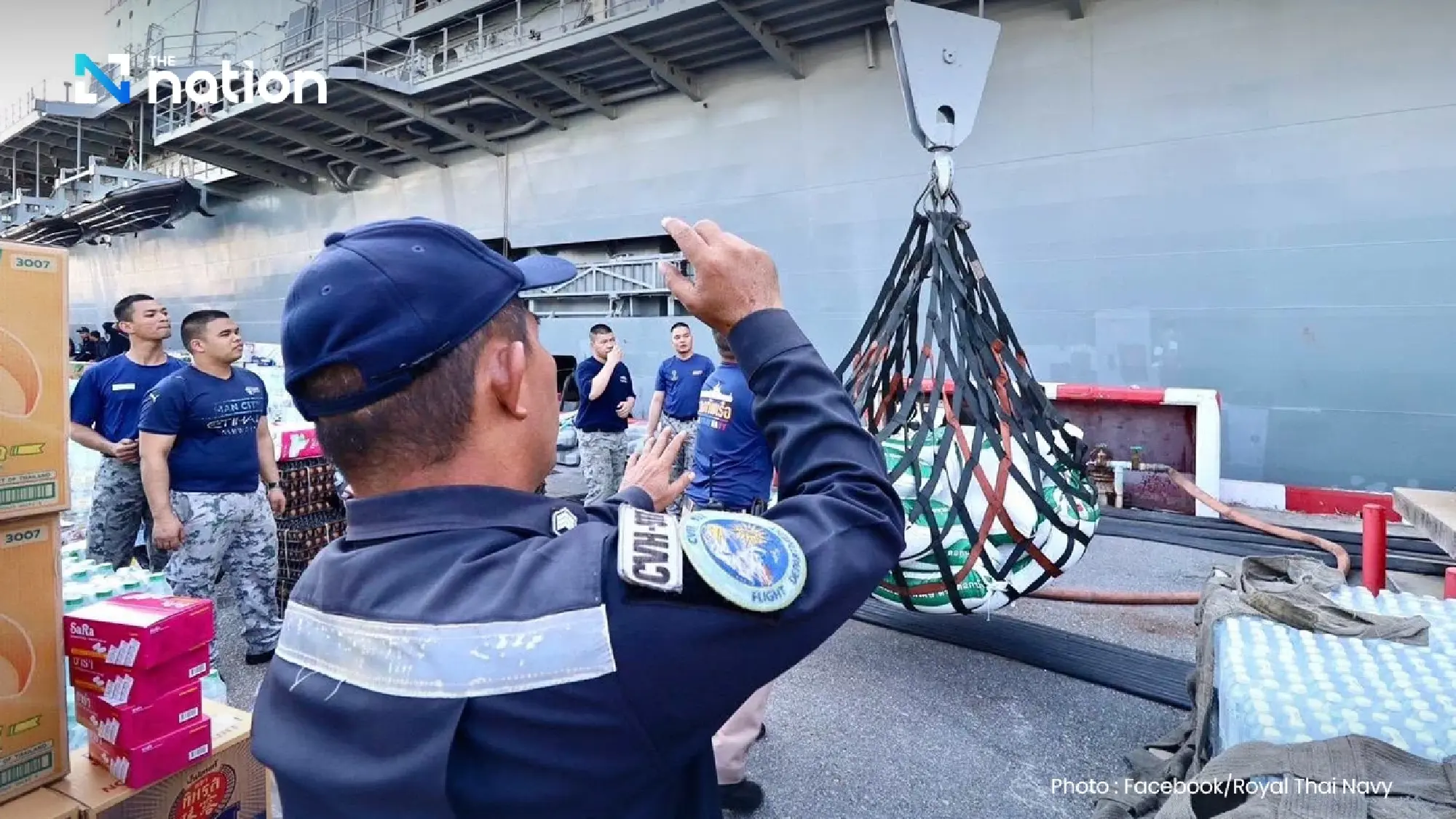 Royal Thai Navy deploys HTMS Chakri Naruebet to support southern flood relief efforts