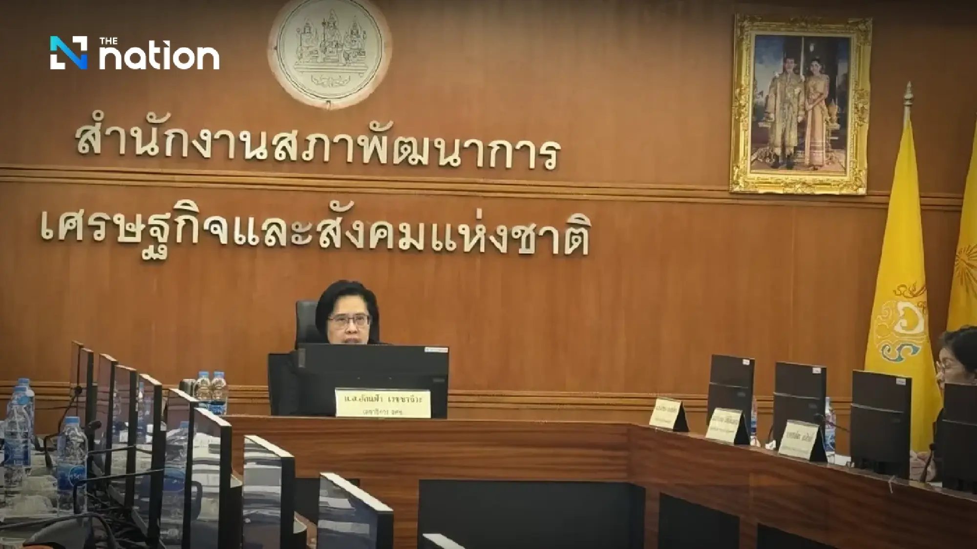 Thai Employment Drops Amid Floods and Price Rises, Says Economic Council