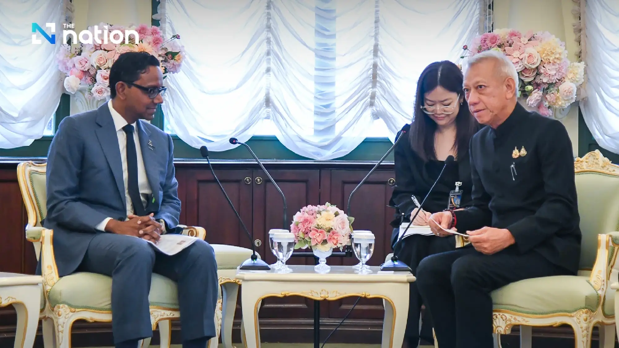 Phiphat discusses 10-billion-baht U-Tapao MRO investment with Airbus