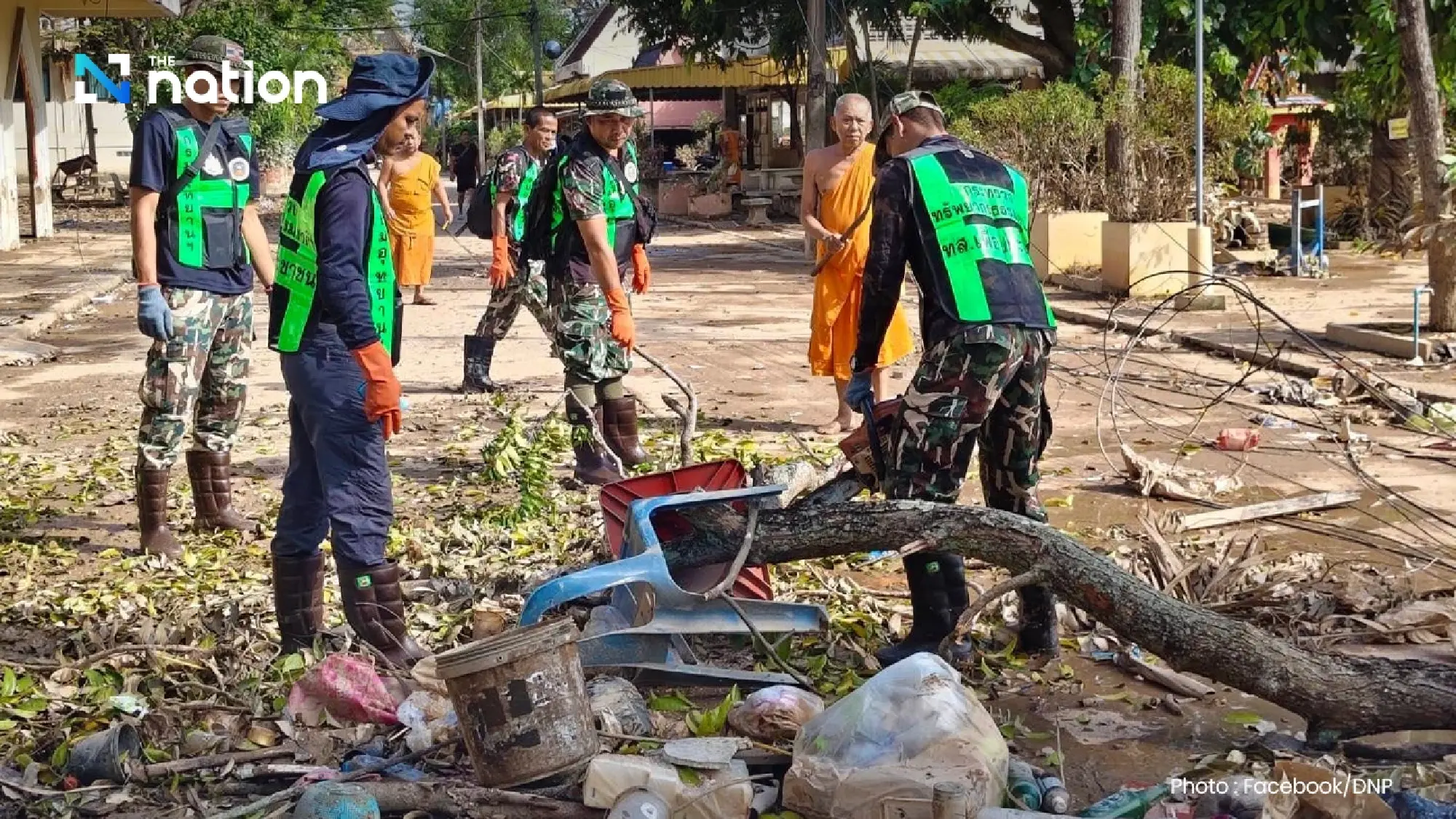 Hat Yai clean-up removes over 300 tonnes of waste on first day of operation