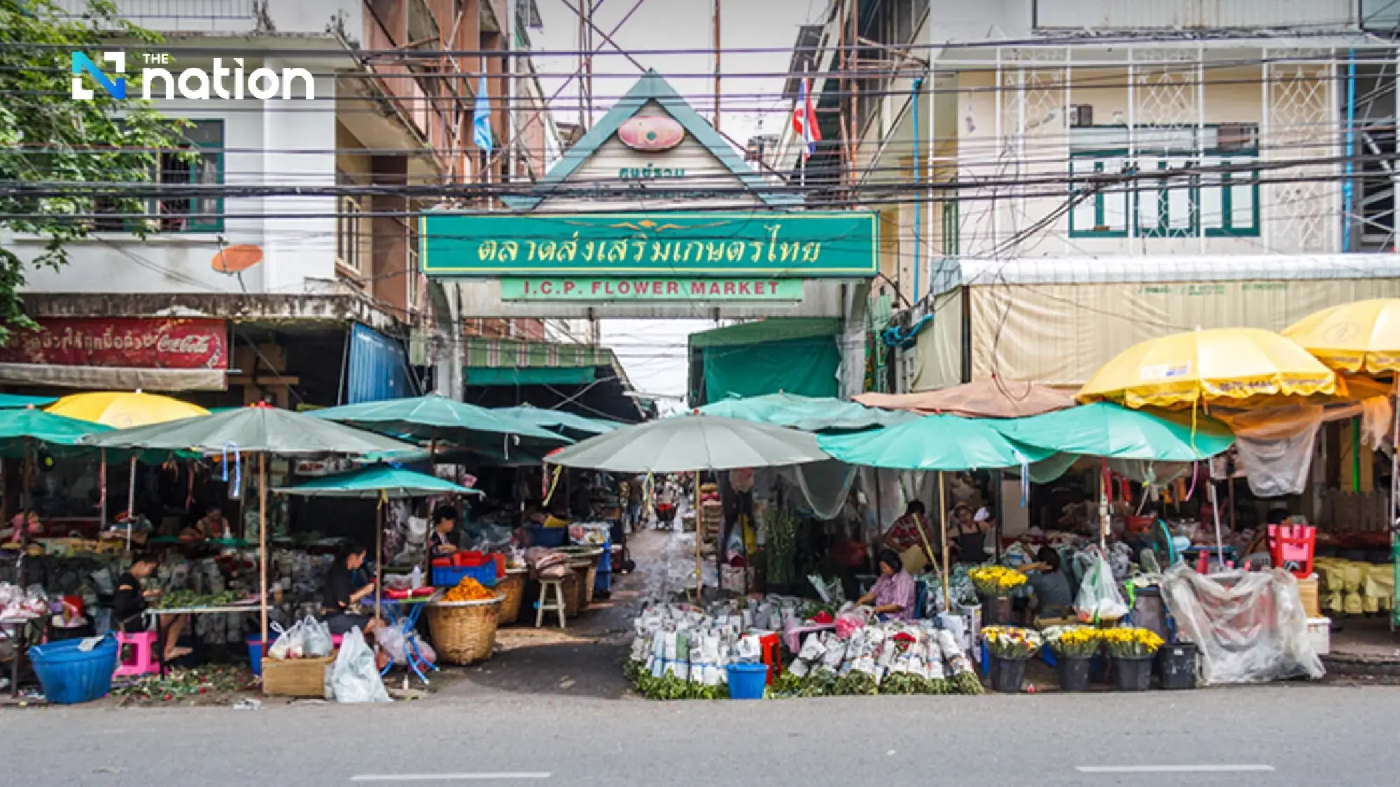 Explore Pak Khlong Talad: Bangkok’s Vibrant Flower Market