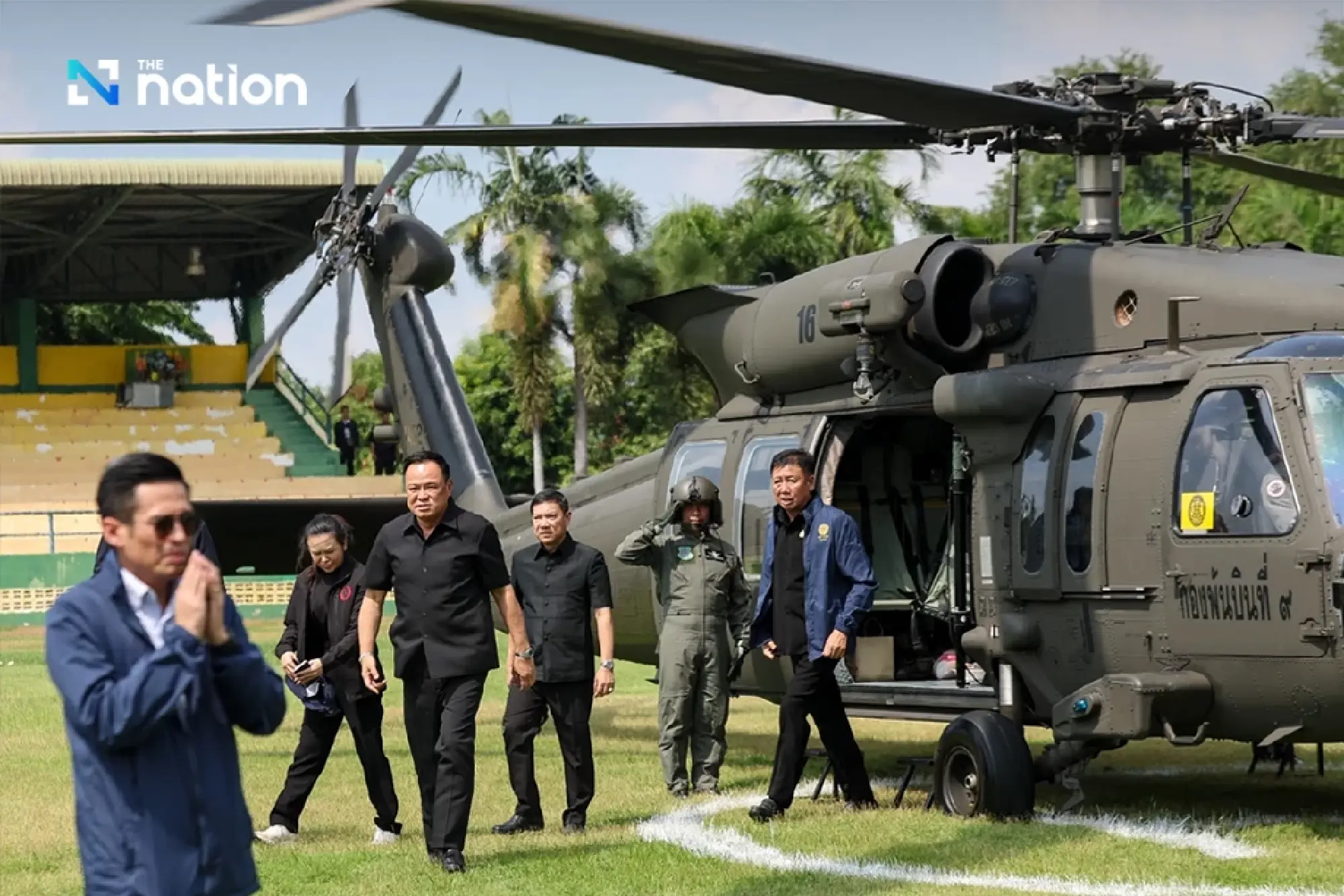 Anutin visits Ang Thong, Ayutthaya pledges monthly compensation for flood victims