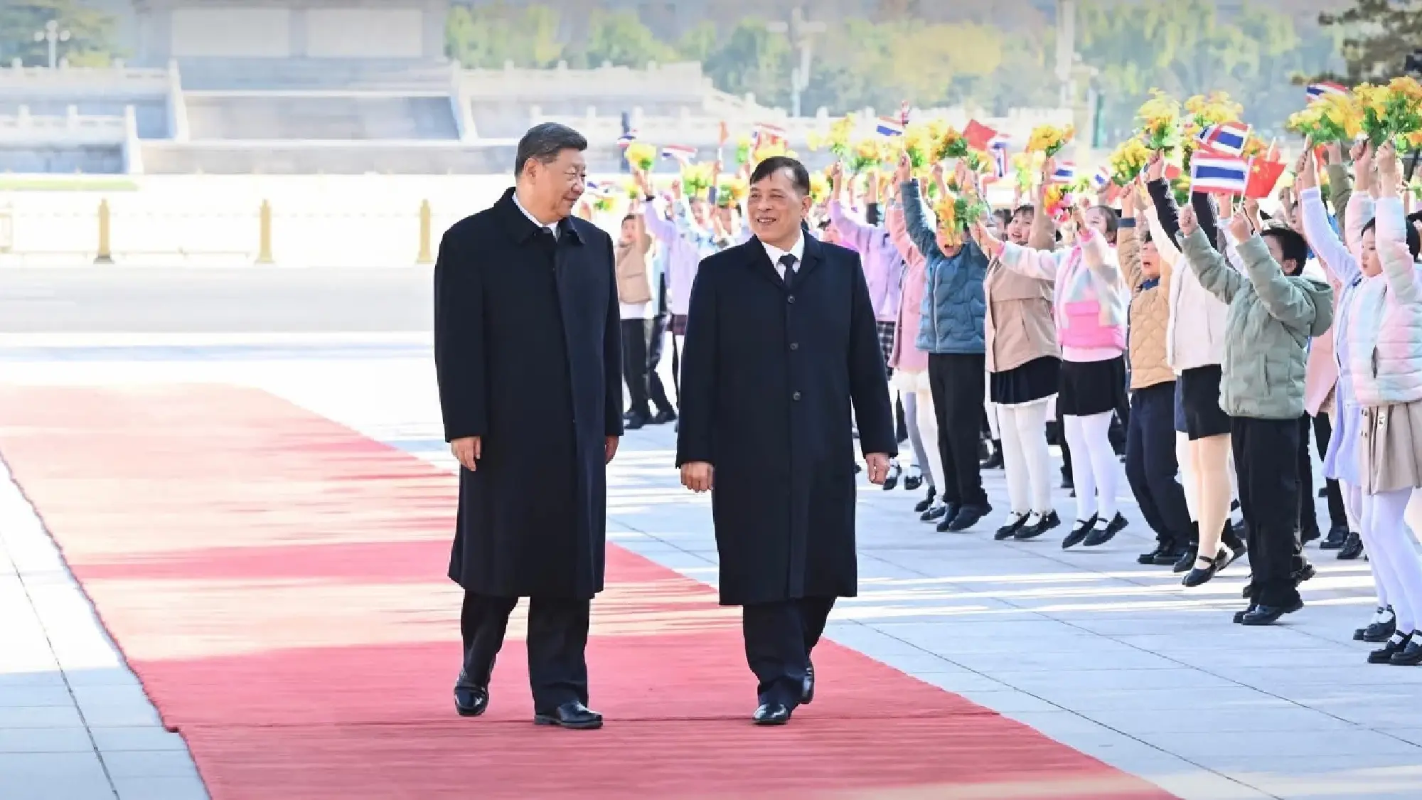 Xi Jinping grants audience to His Majesty the King, vows to deepen China–Thailand ties