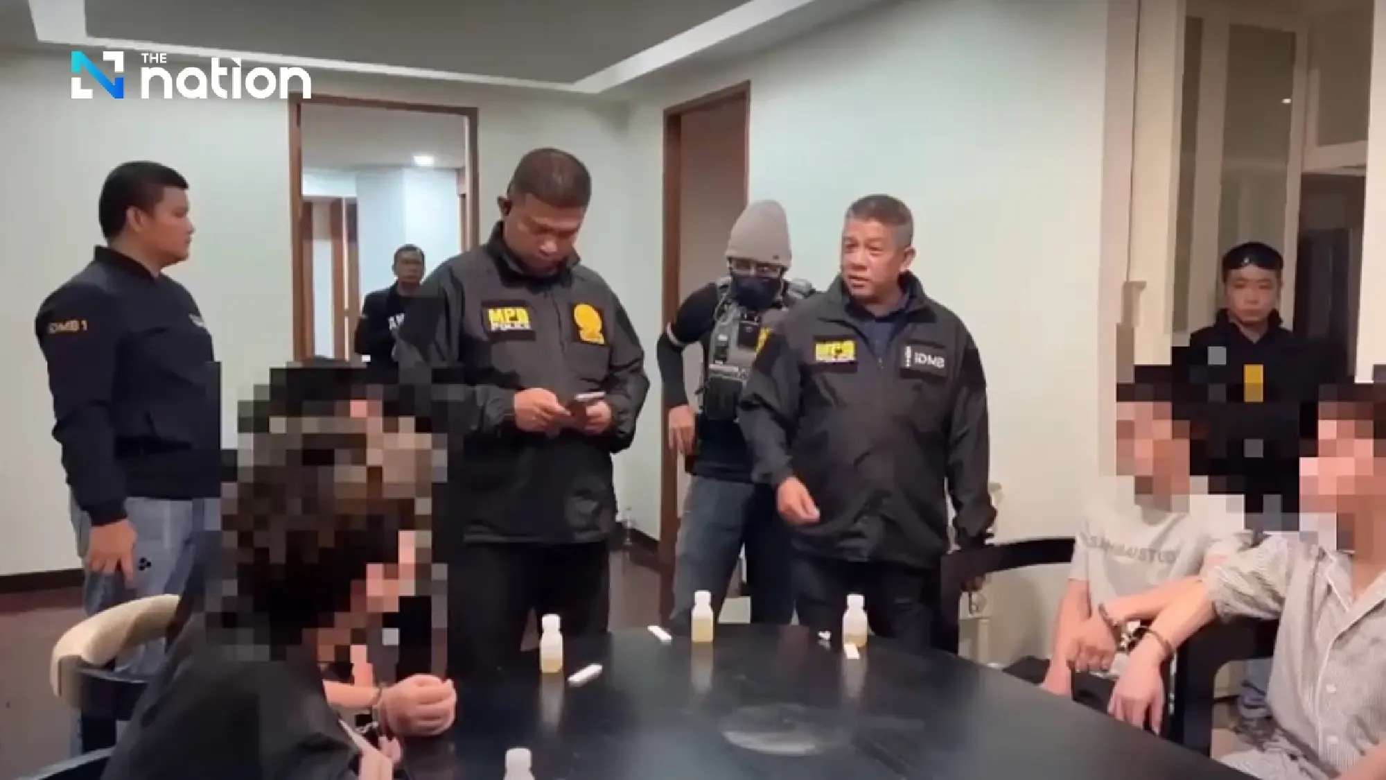 Four suspected Chinese online scammers arrested in Bangkok