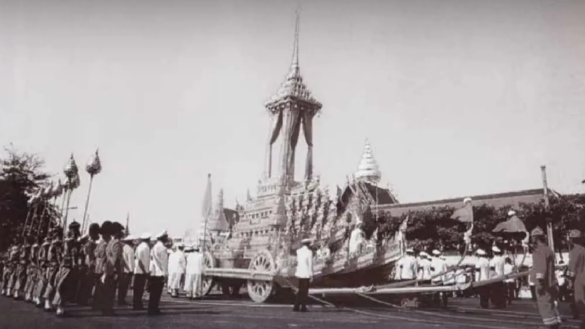 Explore the details behind the "Heavenly Vehicles" in the royal procession