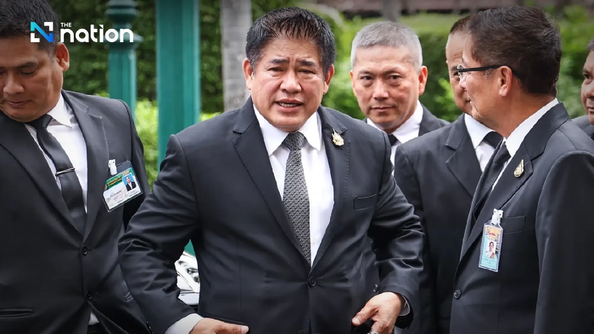 Anutin irritated over Thamanat question, cuts short media interview