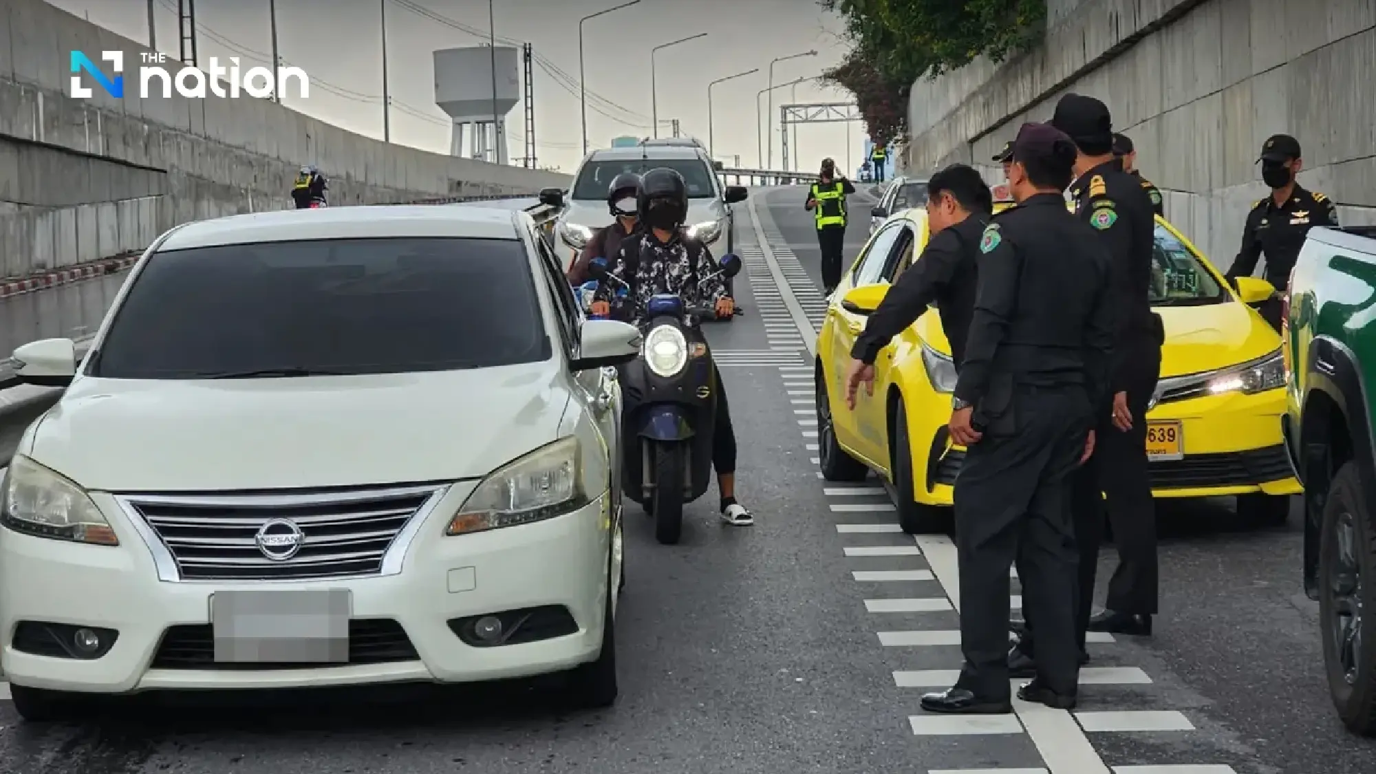 Flooding forces closure of Bangkok Remand Prison and railway side road tunnel