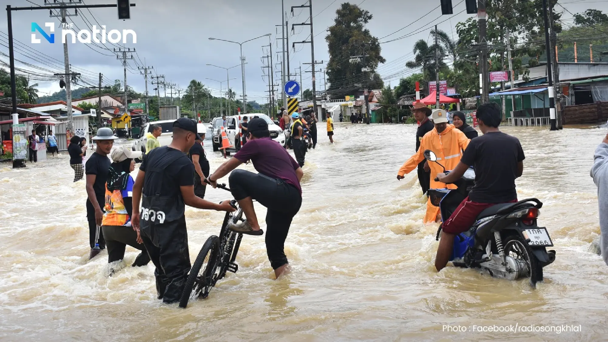 DDPM issues flood alerts for Narathiwat and Songkhla as heavy rain batters the South