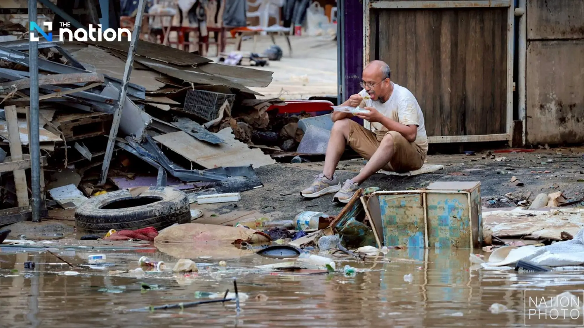 Public Health Minister ensures transparency on Hat Yai flood deaths, promises full aid