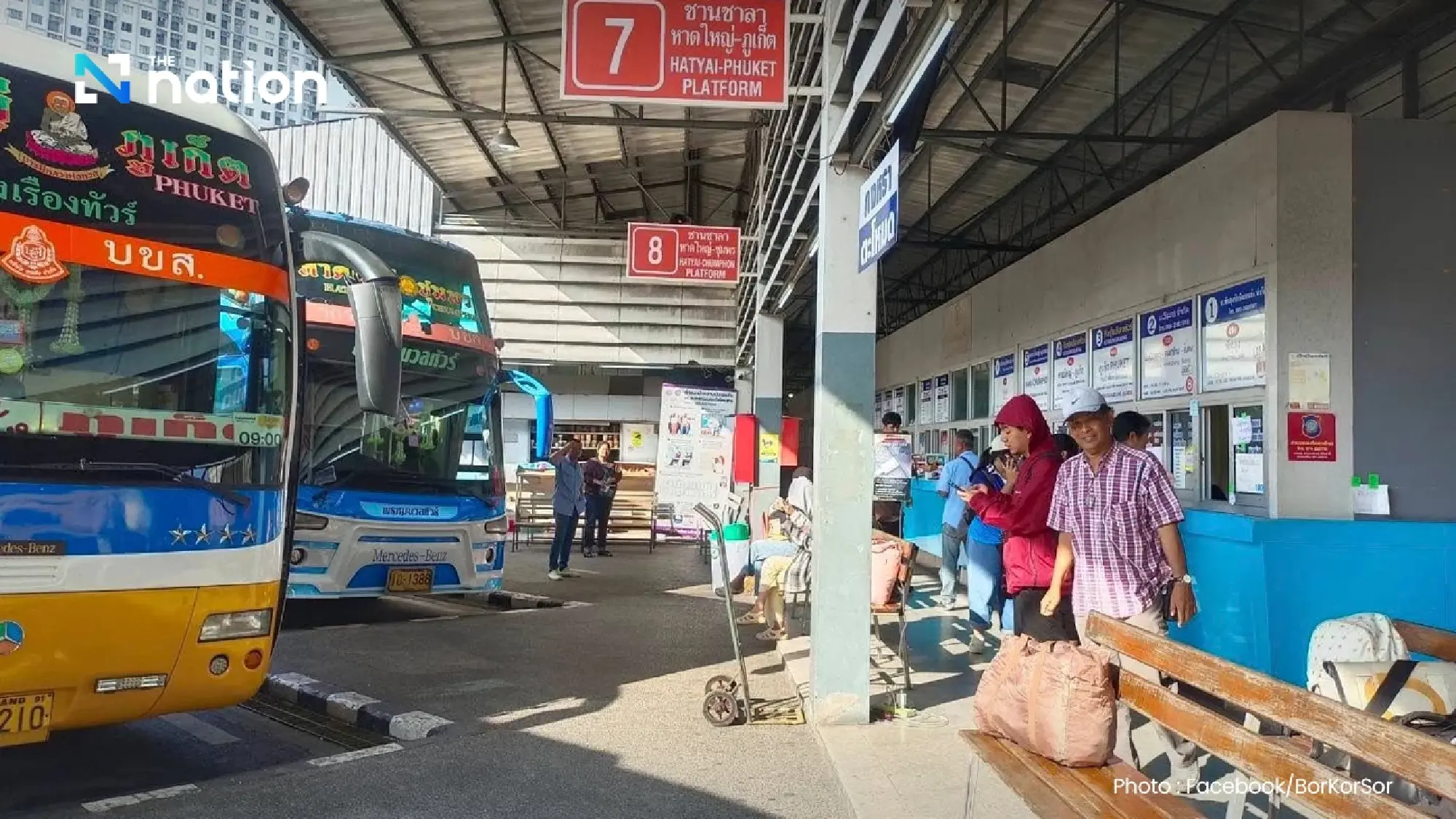 Transport Co. Restores Six Key Bus Routes as Southern Thai Floods Recede
