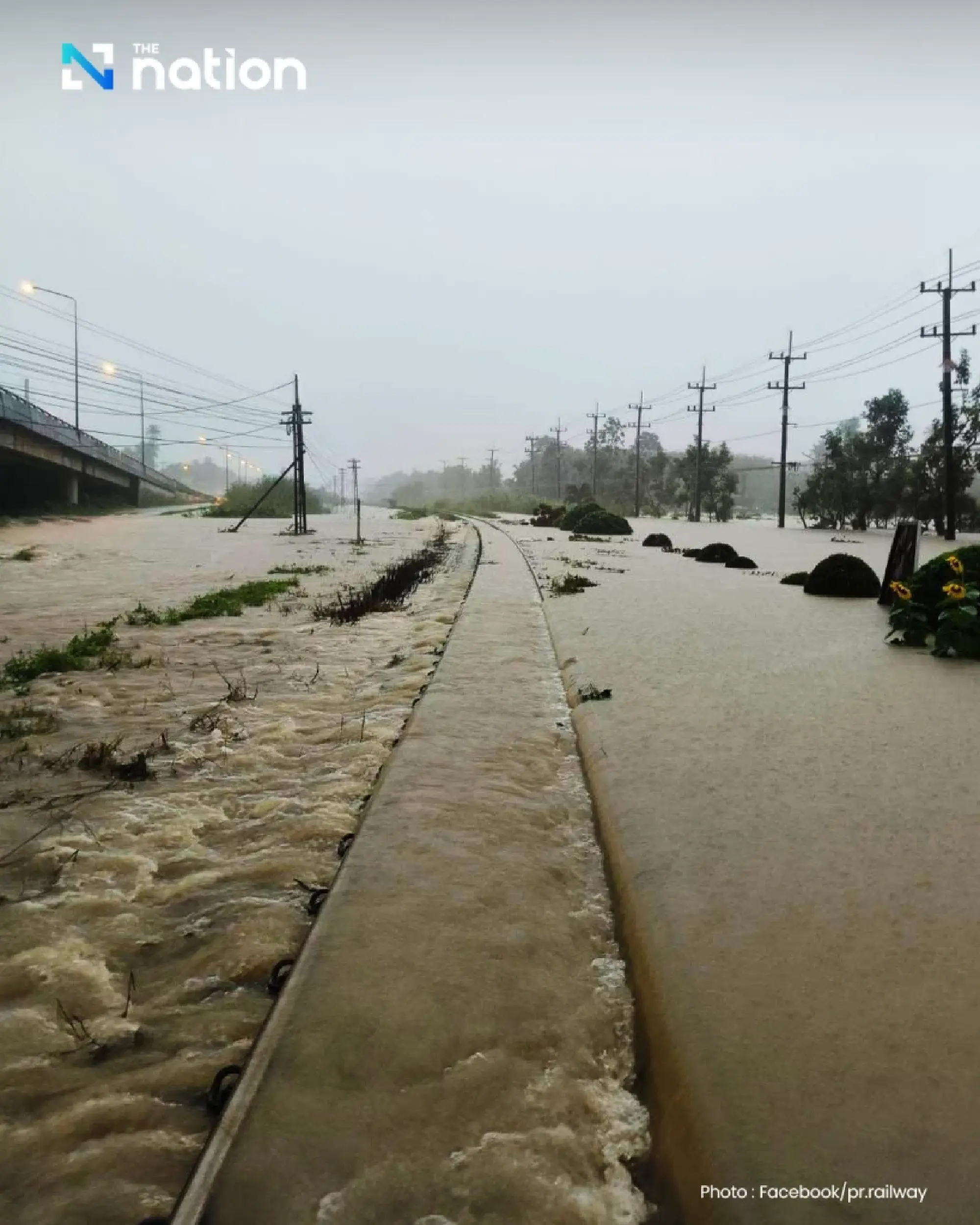 Severe floods in Songkhla force suspension of 10 southern train services; full ticket refunds offered