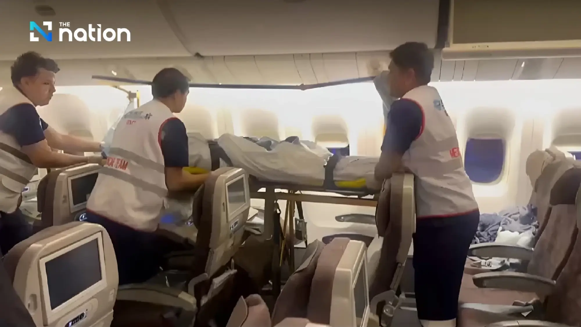 Ill Thai student flown home with Korean support