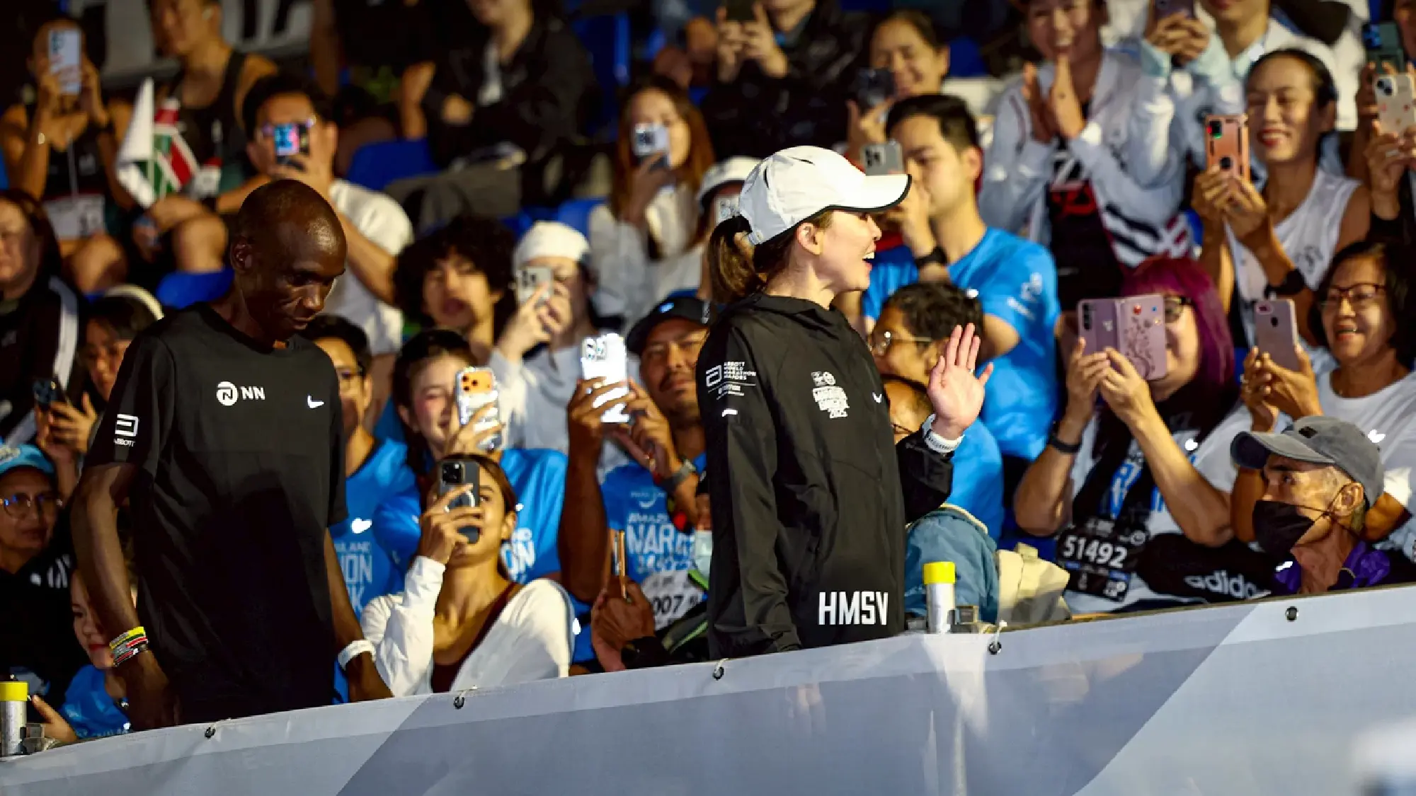 Queen Suthida Joins Eliud Kipchoge to Launch Bangkok Marathon