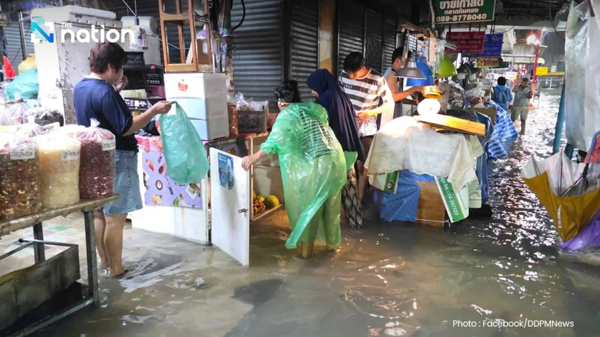 Southern floods hit 236,000 people, DDPM speeds up recovery in Hat Yai
