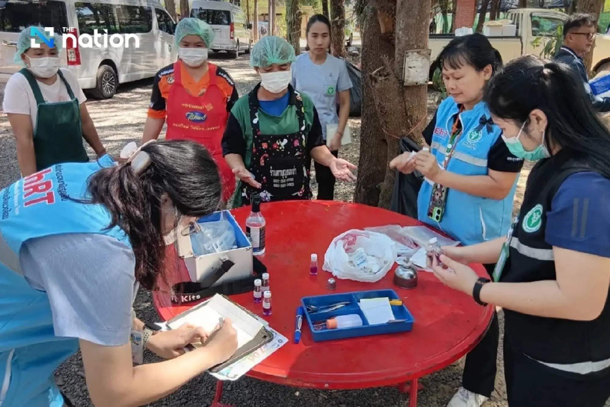 Public Health Ministry says 10 district hospitals in border provinces remain closed