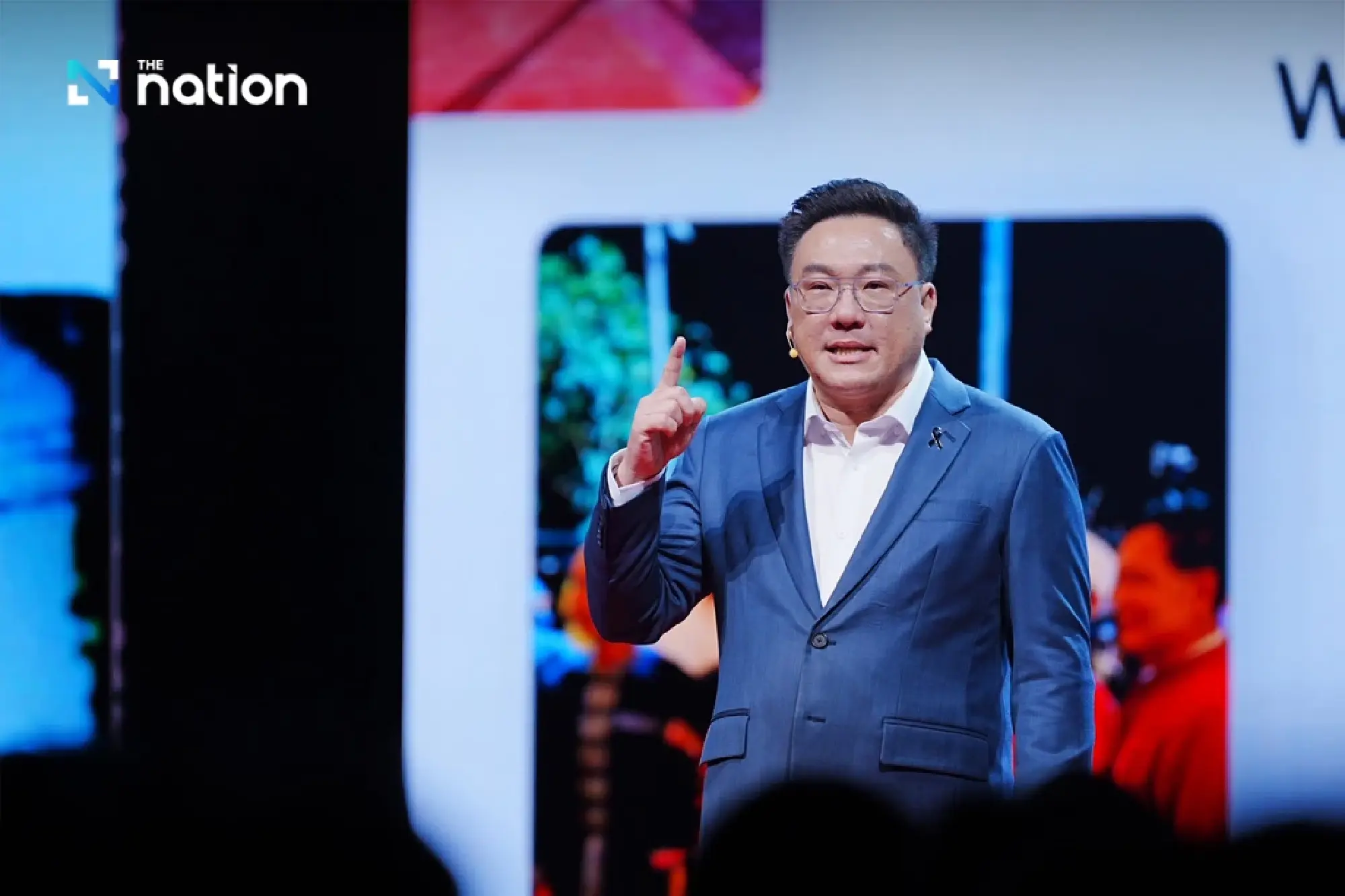 Pheu Thai unveils three PM candidates, announces two urgent policies