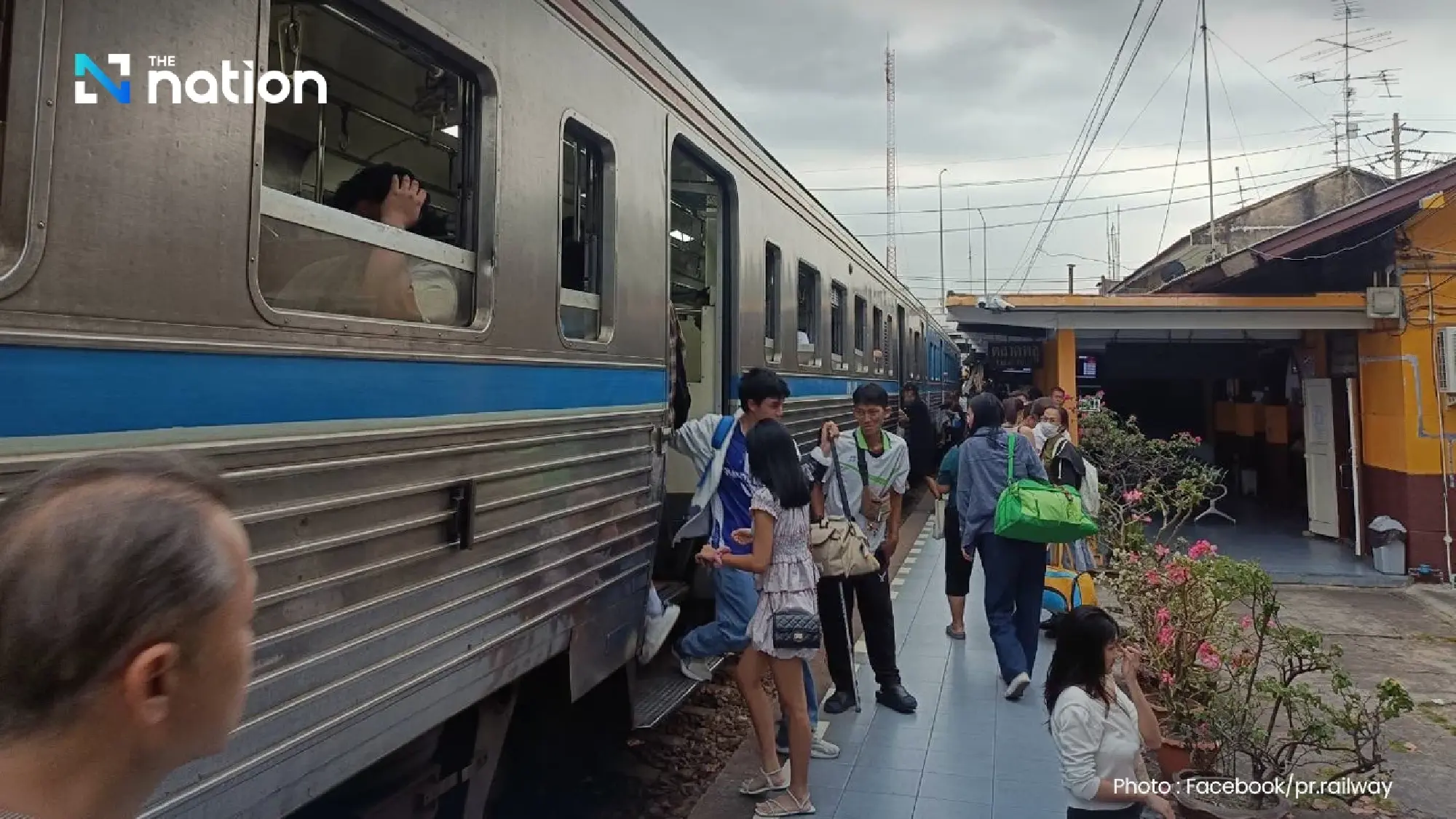 1.1M rail trips hit; SRT adds extra trains to meet New Year demand