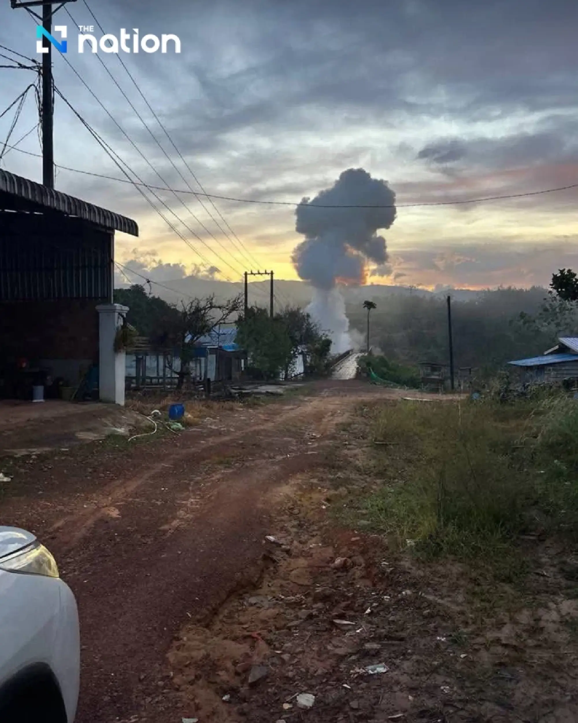 Gunfire, artillery and F-16 strikes: Thai-Cambodian border still burning after Trump calls